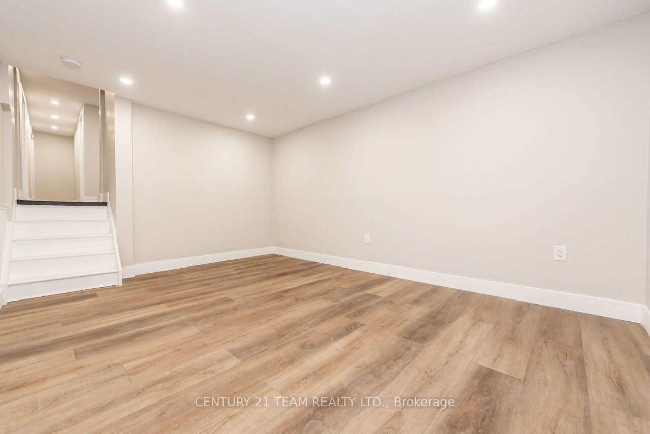 190 Margaret Street Property Photo 30
