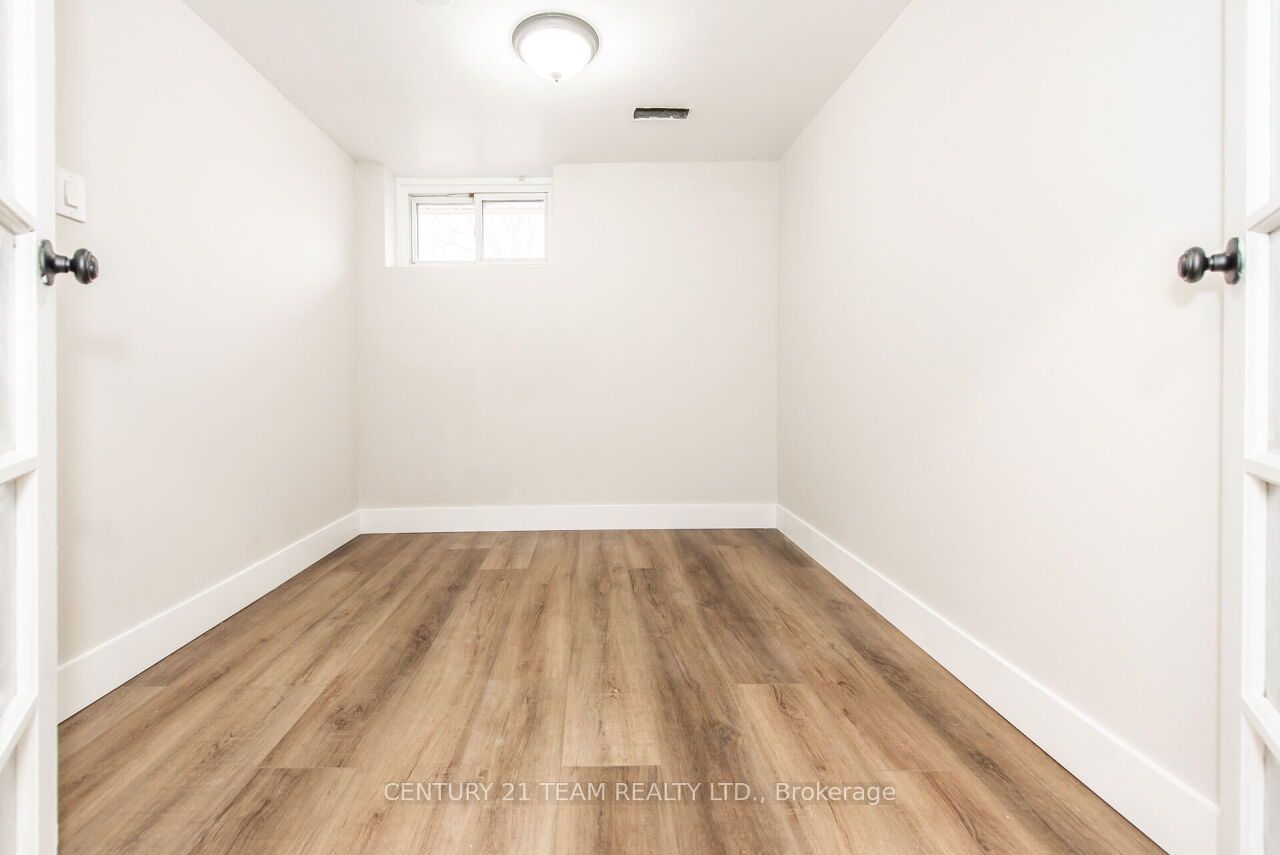 190 Margaret Street Property Photo 33