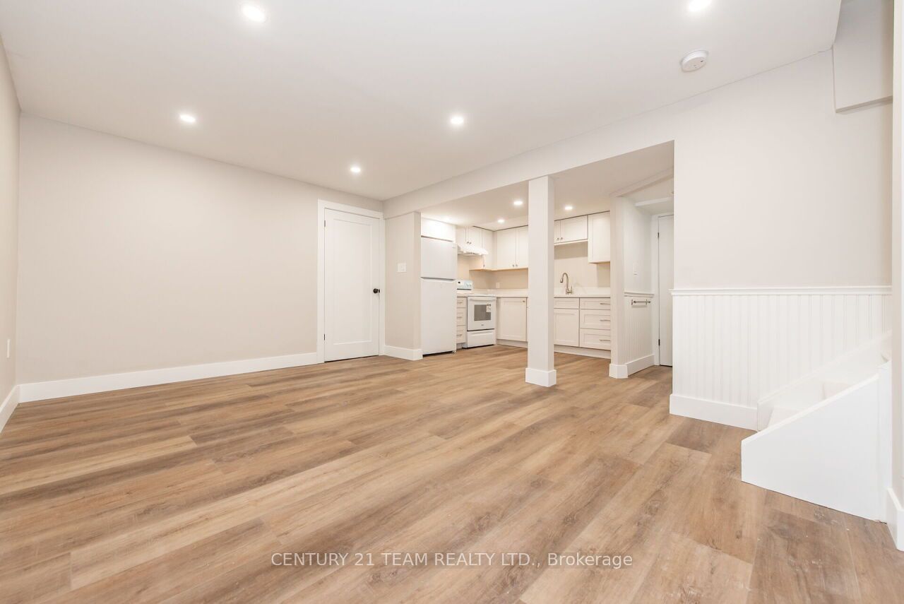 190 Margaret Street Property Photo 37