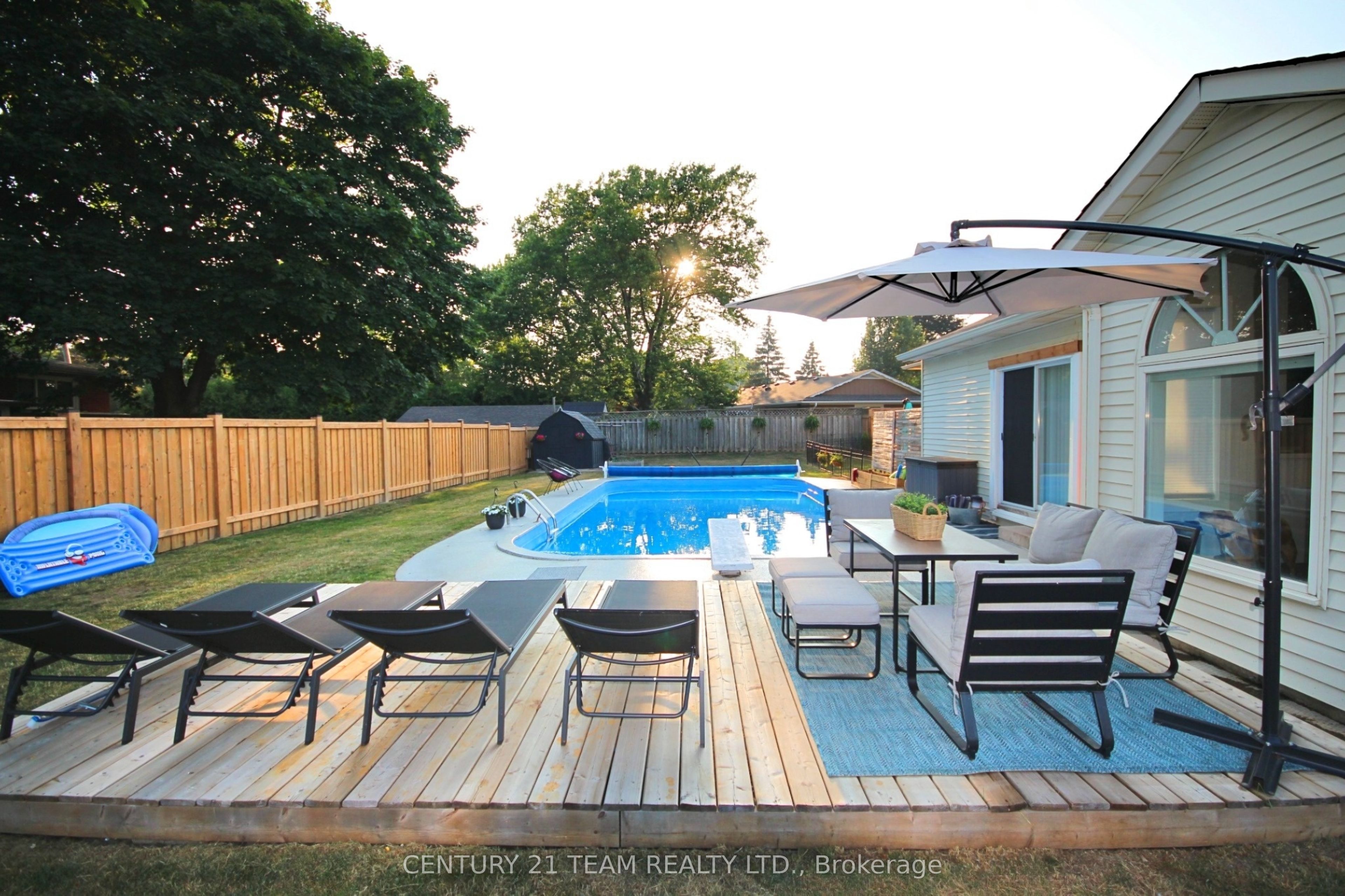 190 Margaret Street Property Photo 41