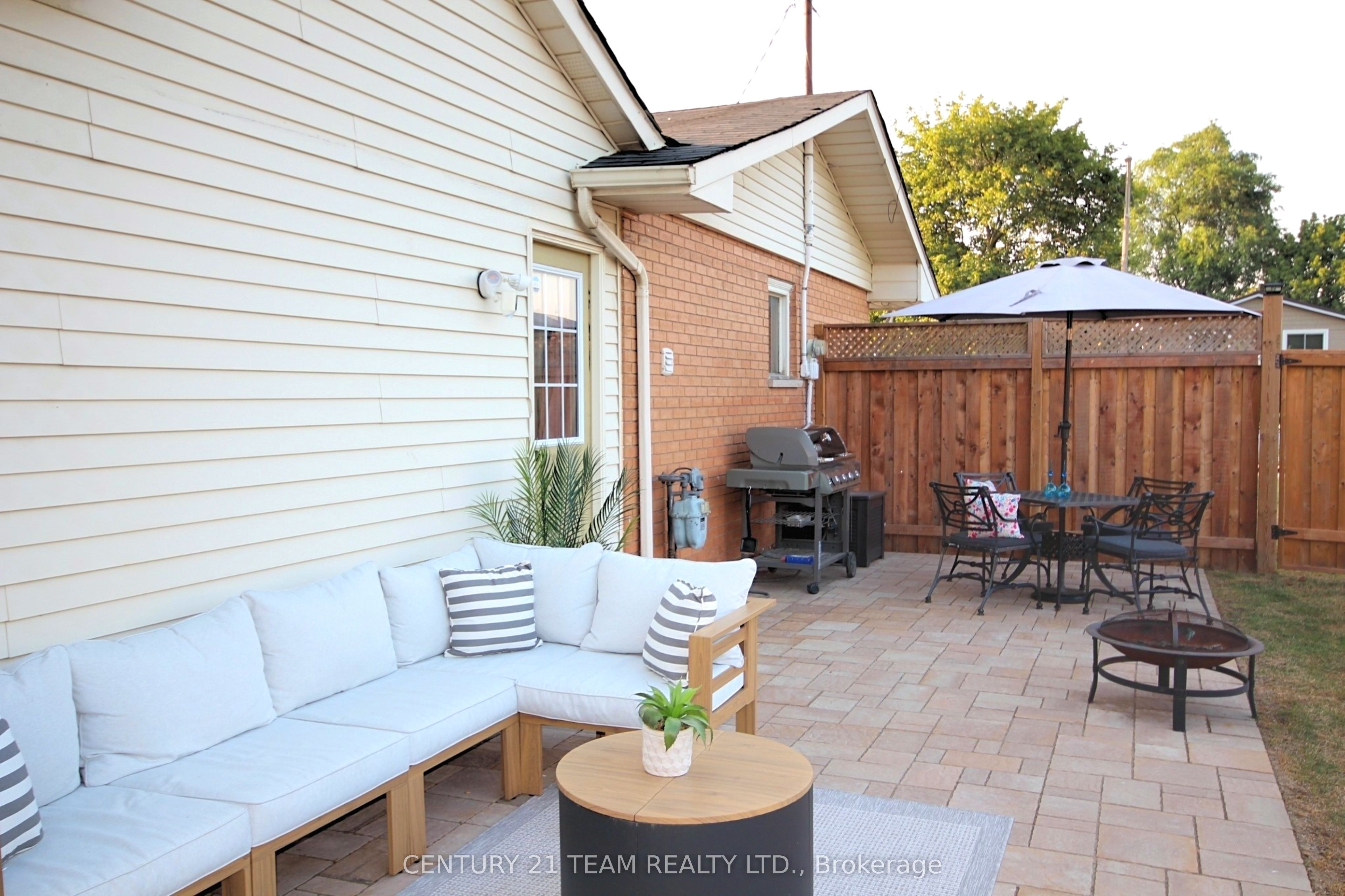 190 Margaret Street Property Photo 44