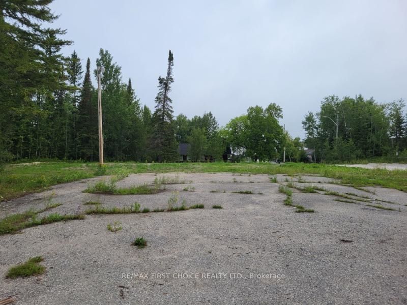 123 Lakeview Drive Property Photo 1