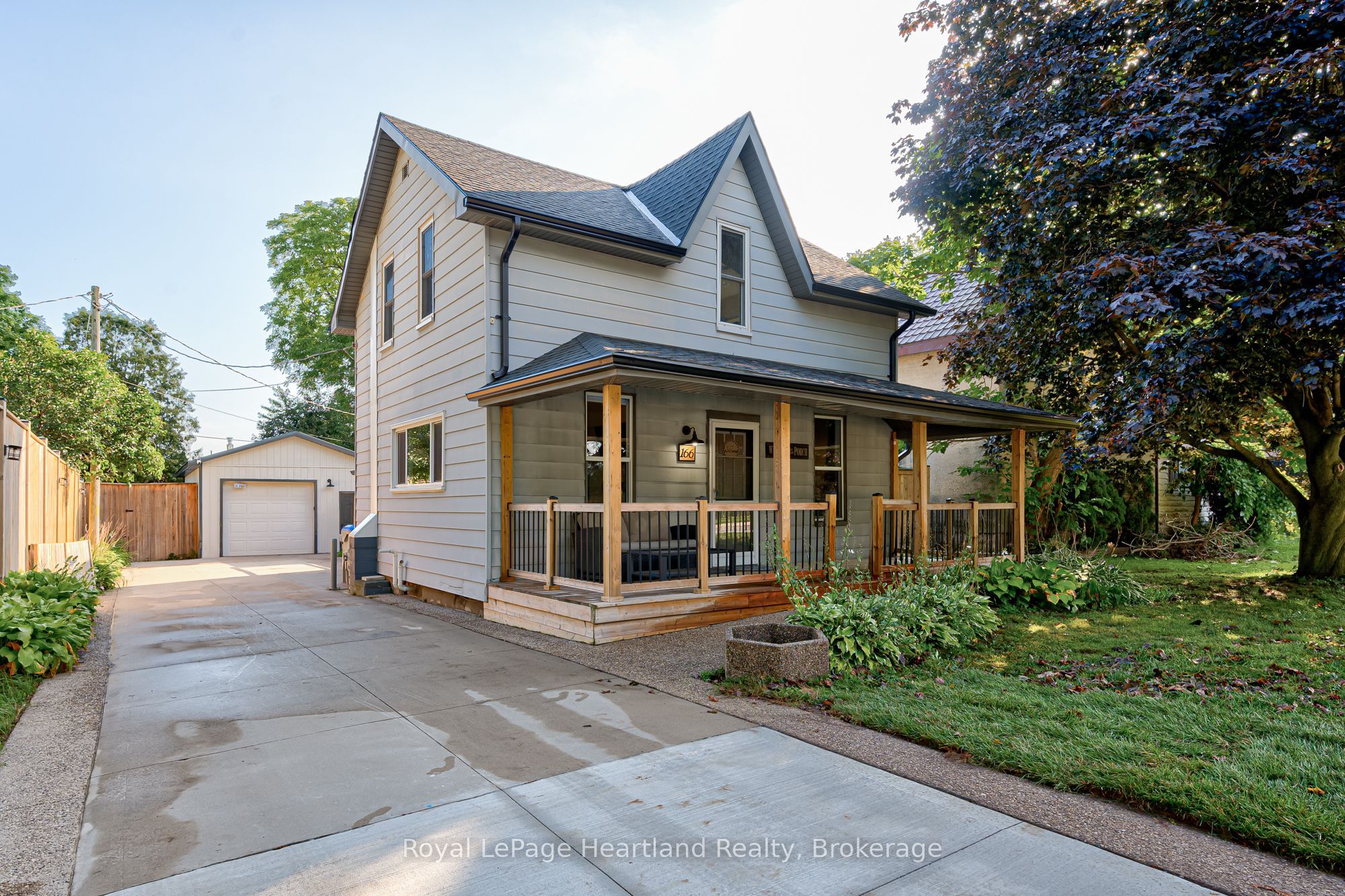 166 Goderich Street W Property Photo 1