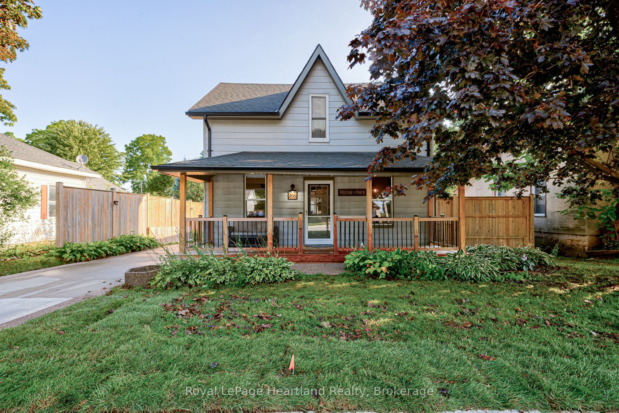 166 Goderich Street W Property Photo 3