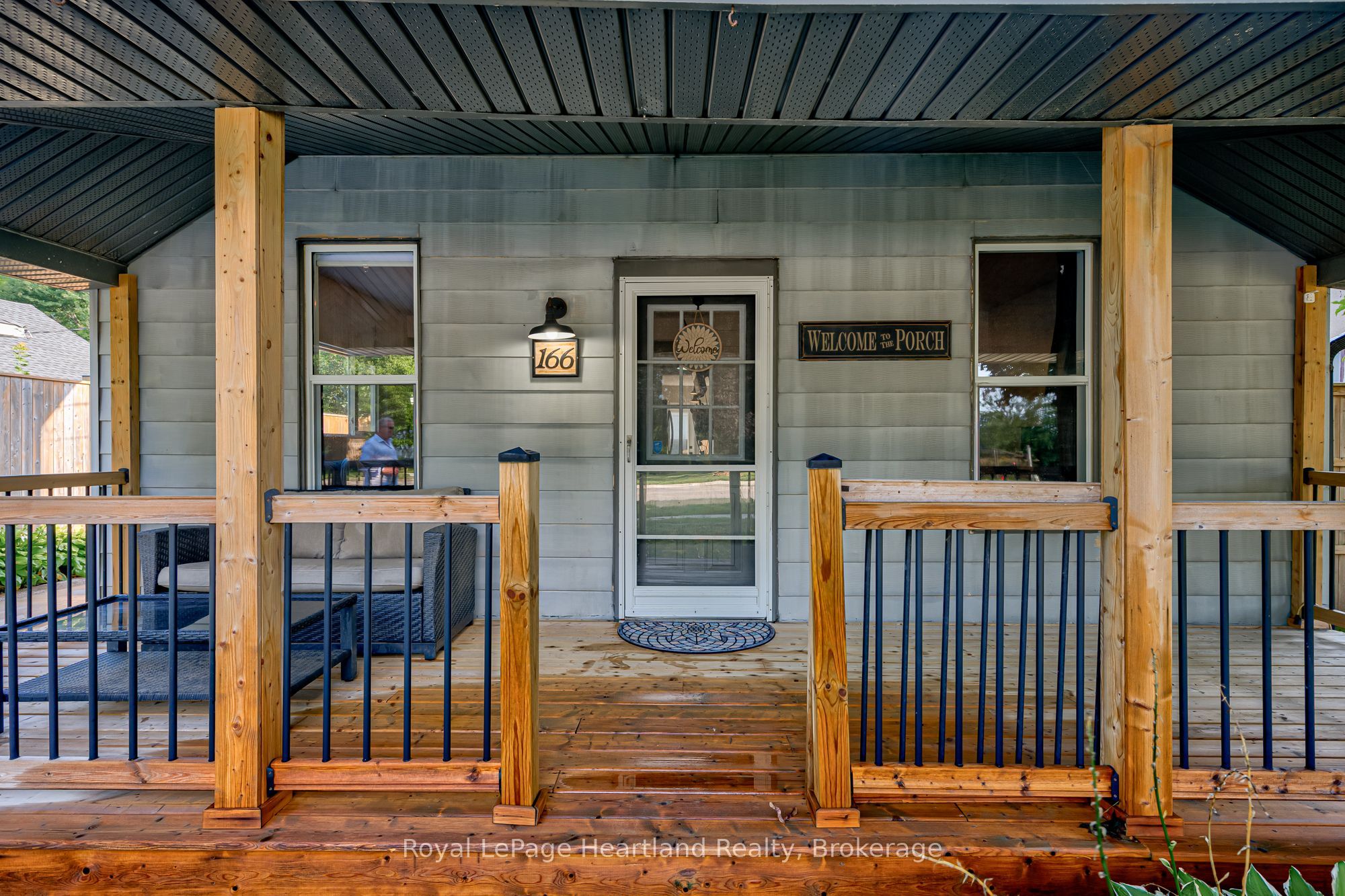 166 Goderich Street W Property Photo 4