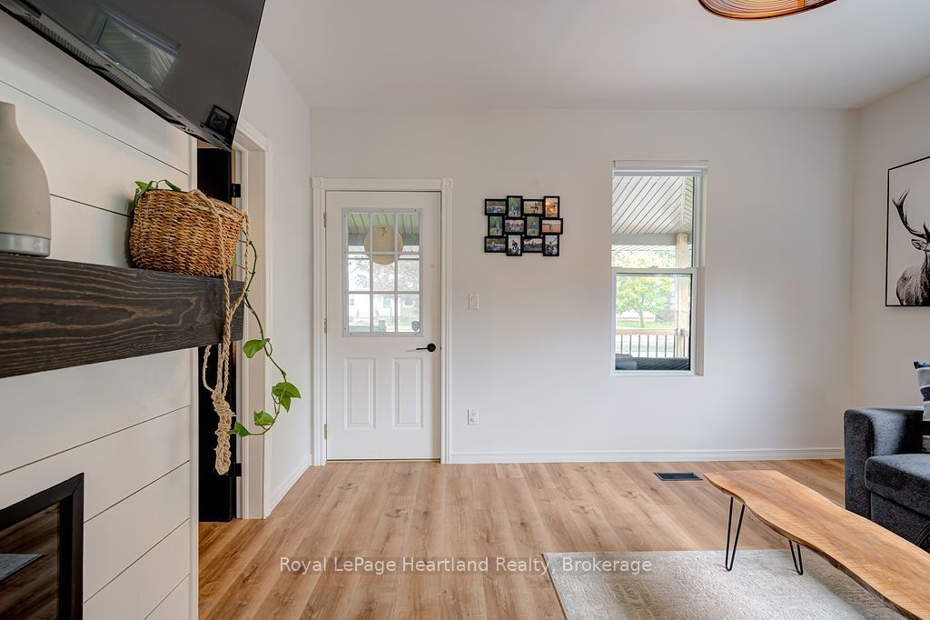 166 Goderich Street W Property Photo 7