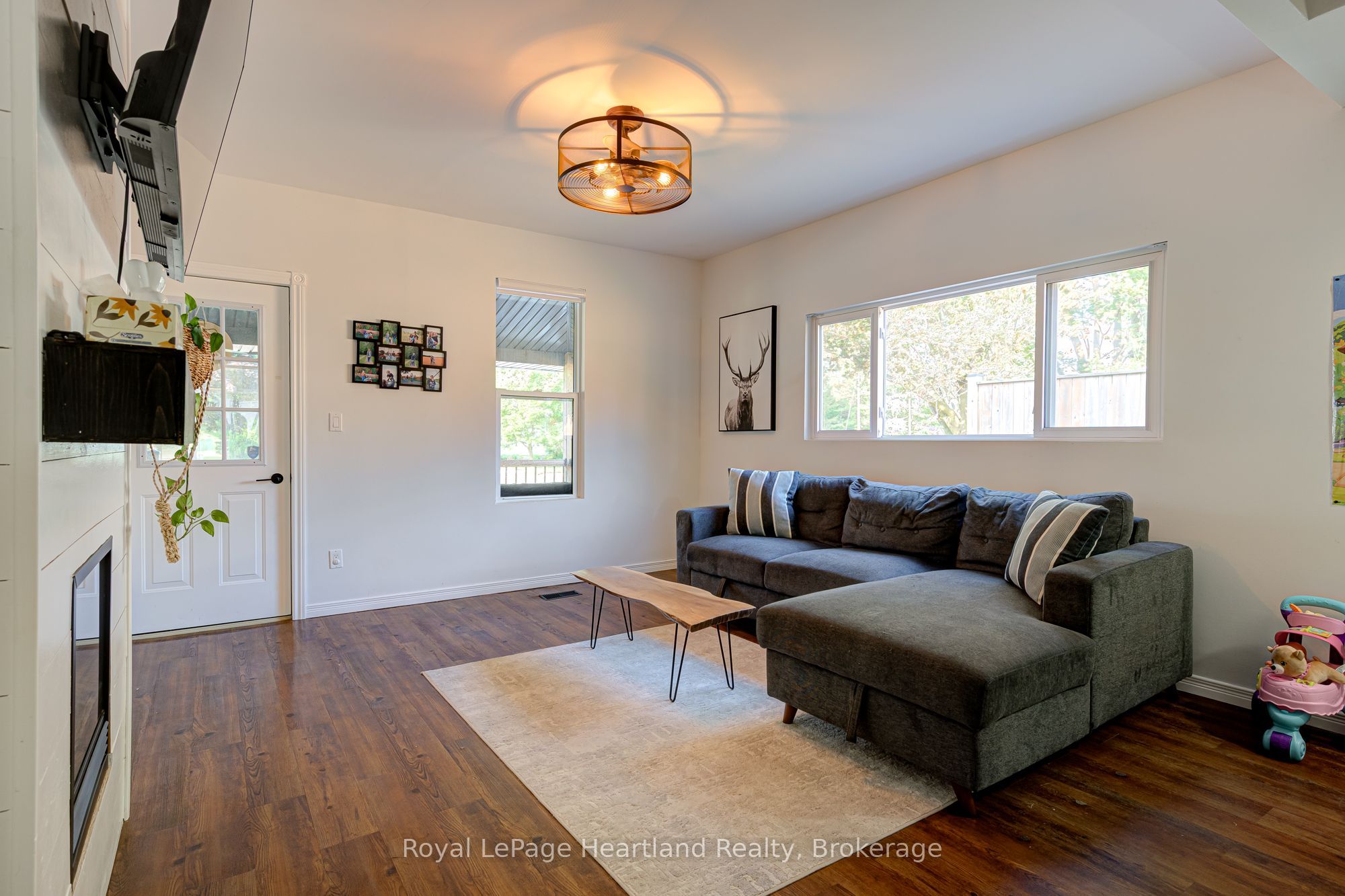 166 Goderich Street W Property Photo 9