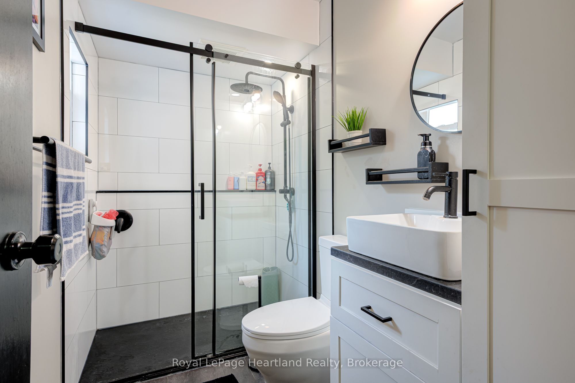 166 Goderich Street W Property Photo 20
