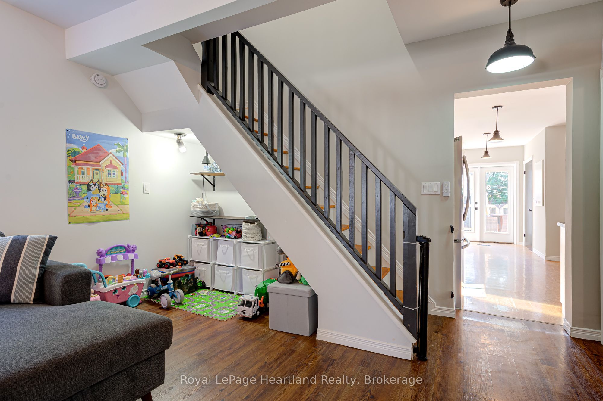 166 Goderich Street W Property Photo 21