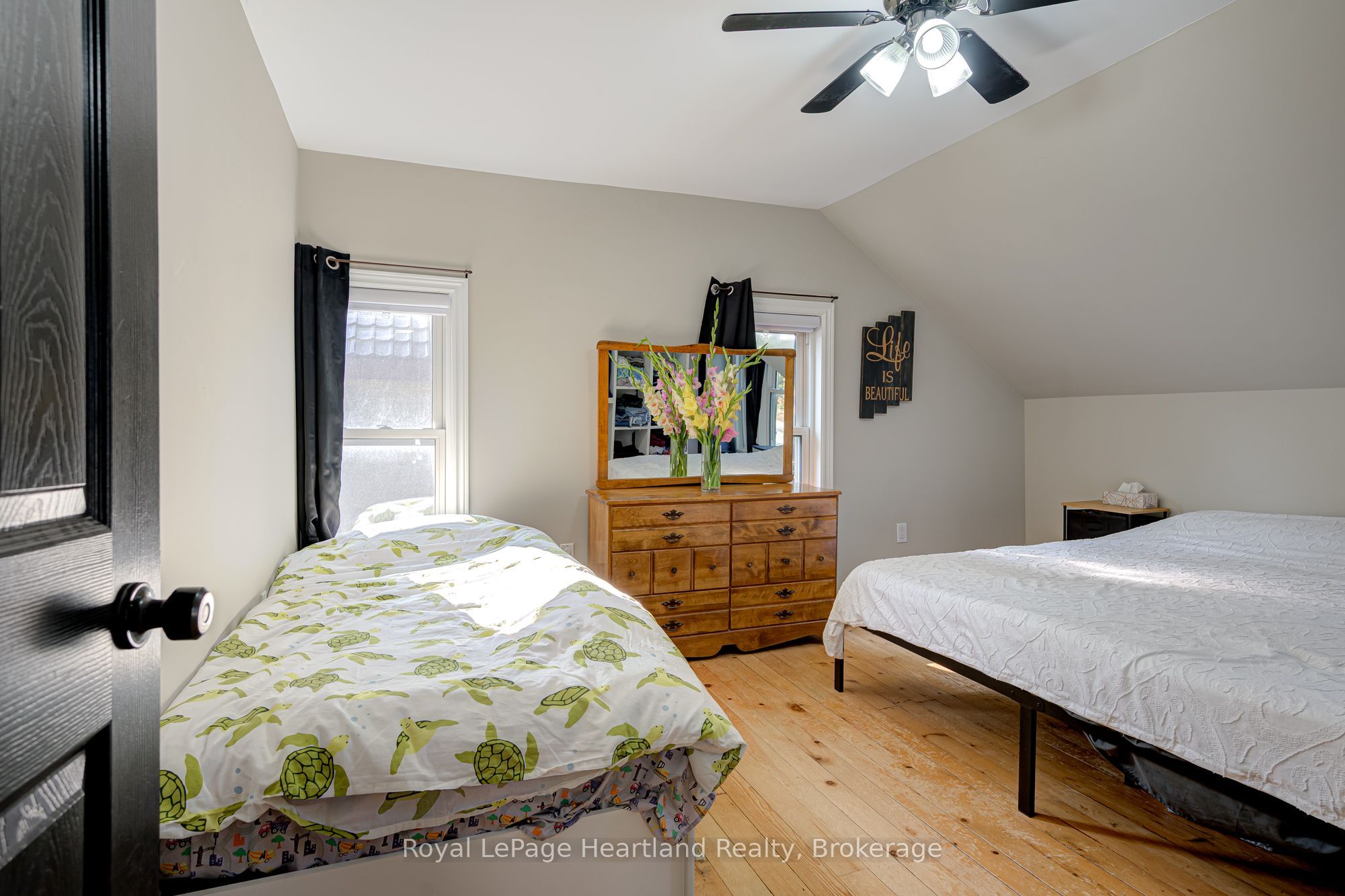 166 Goderich Street W Property Photo 23