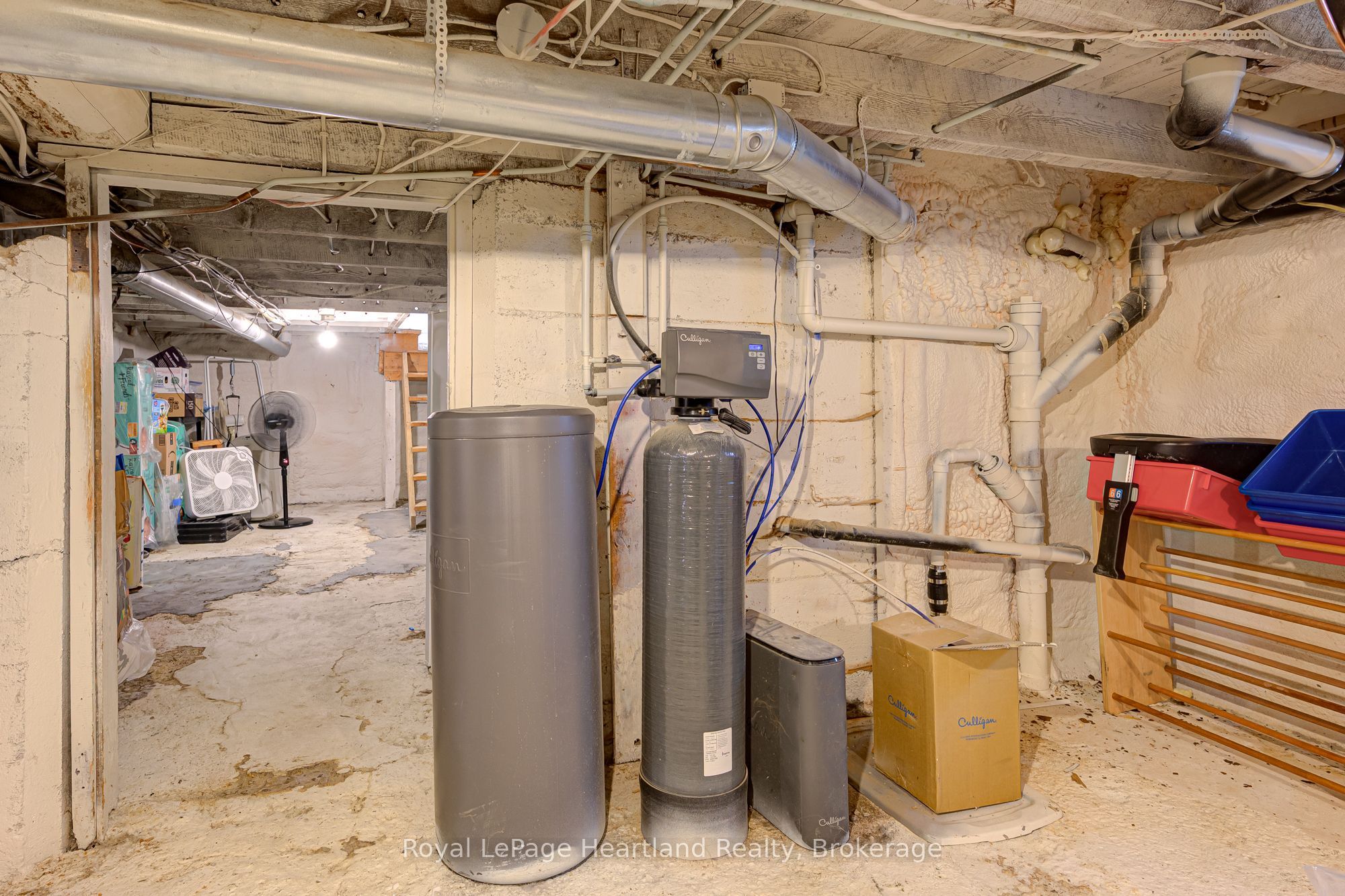 166 Goderich Street W Property Photo 31