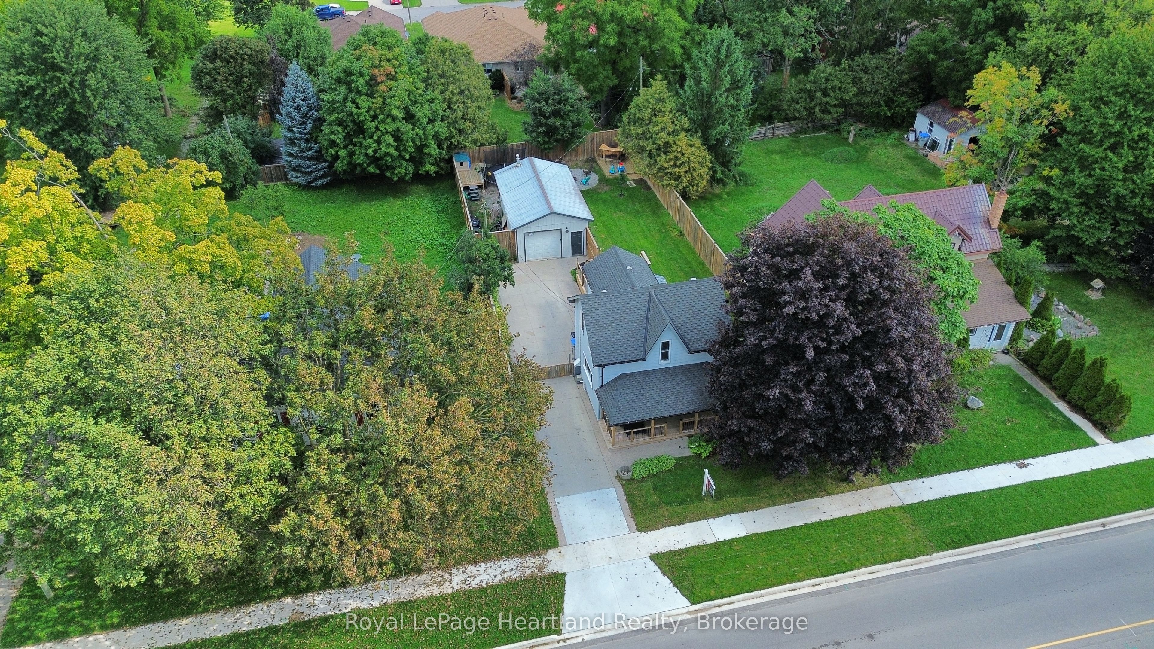 166 Goderich Street W Property Photo 50