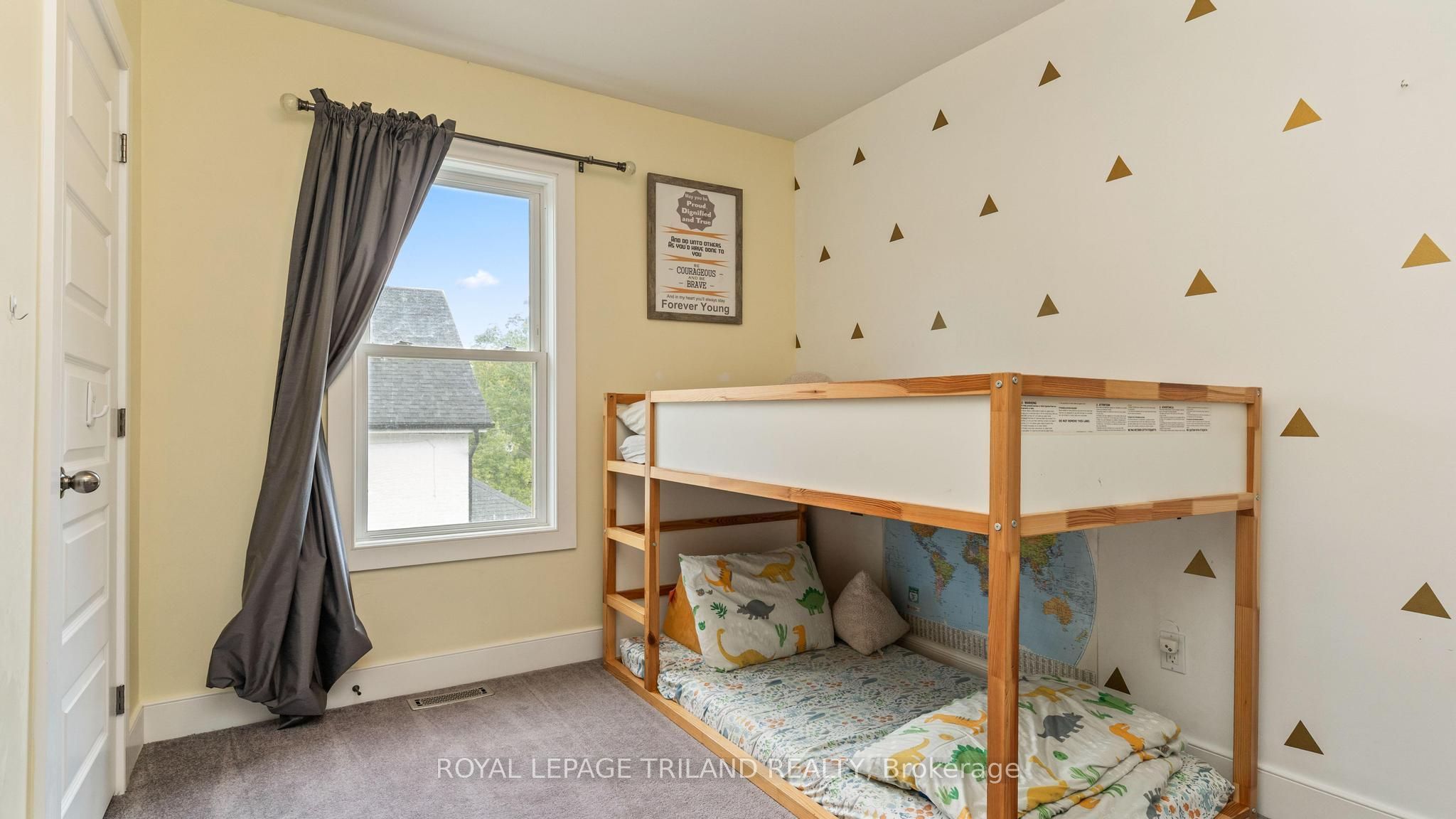 36 Garfield Avenue Property Photo 23