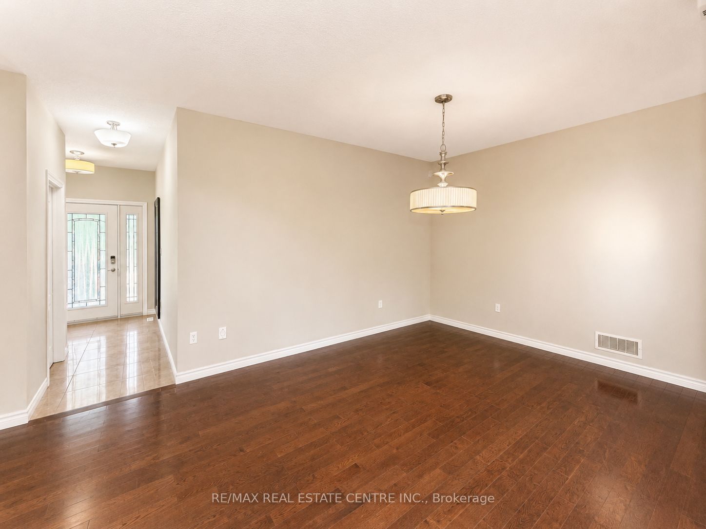 1029 Moy Crescent Property Photo 10