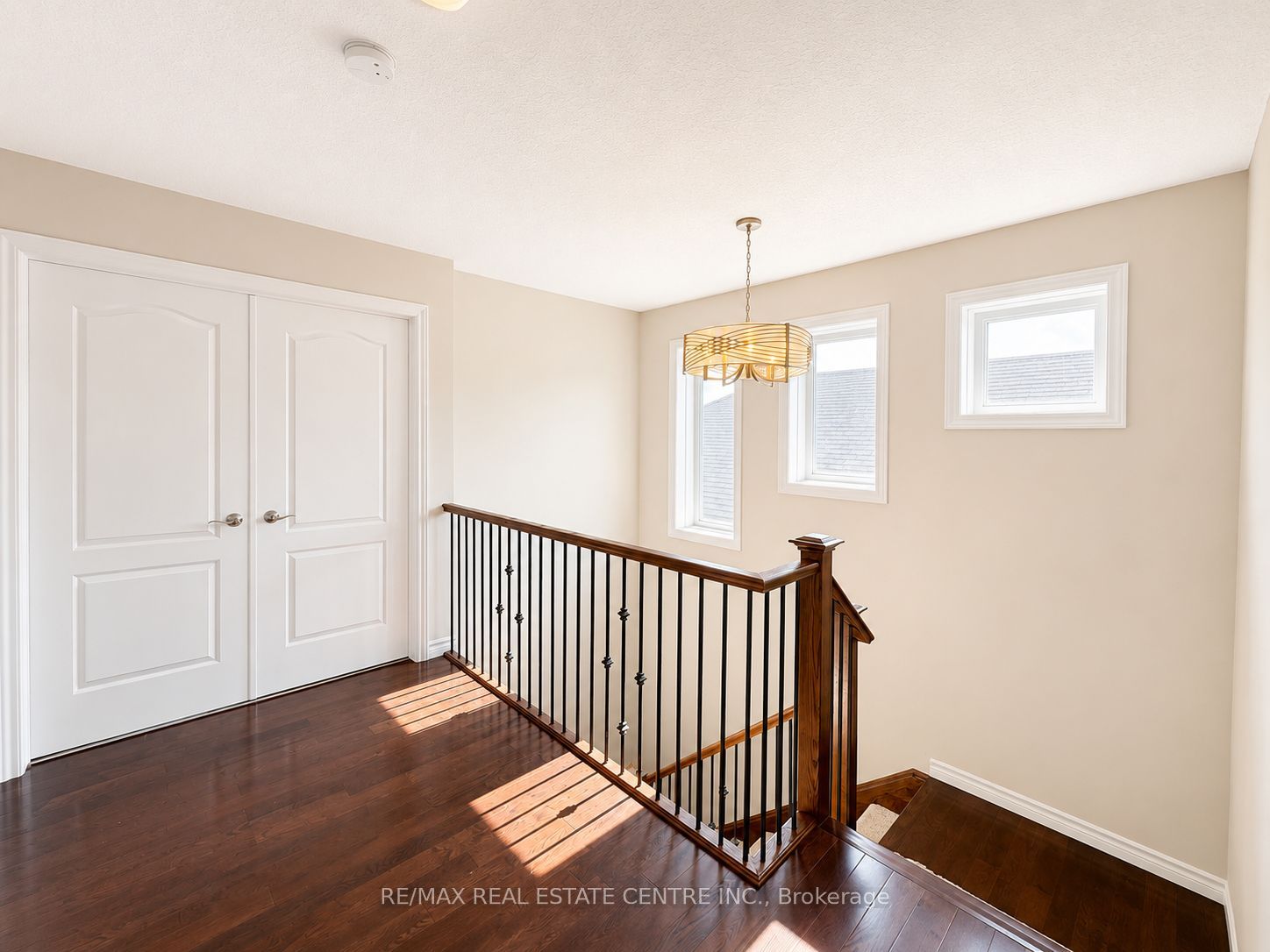 1029 Moy Crescent Property Photo 29
