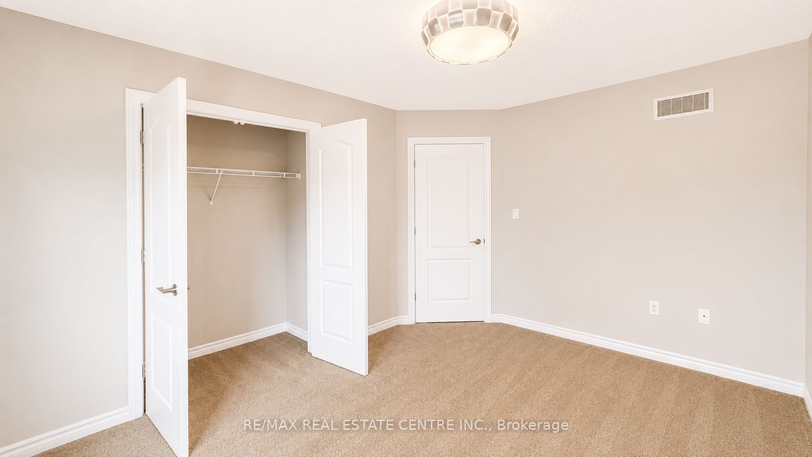 1029 Moy Crescent Property Photo 38