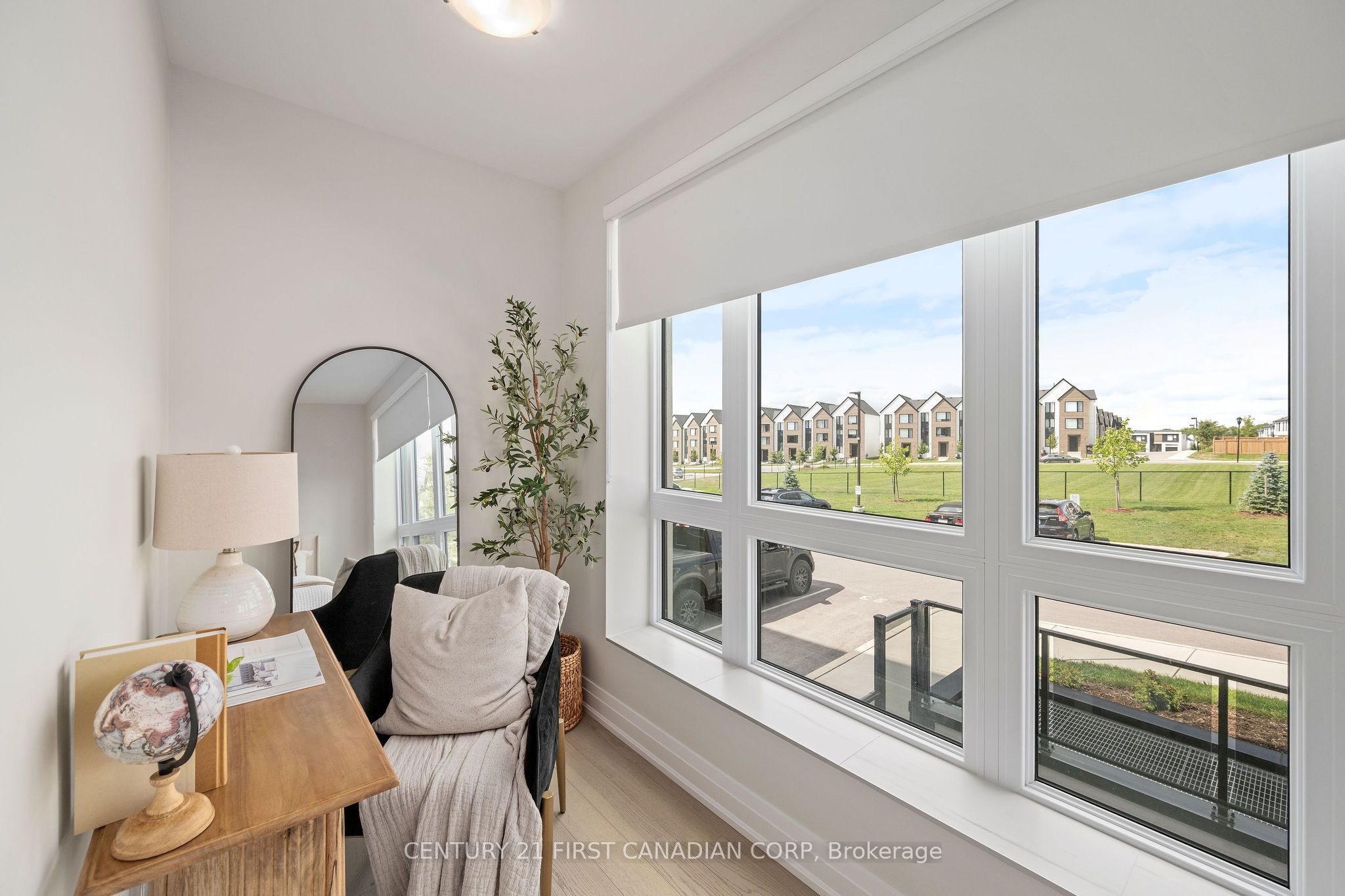 1560 Upper West Avenue 203 Property Photo 13