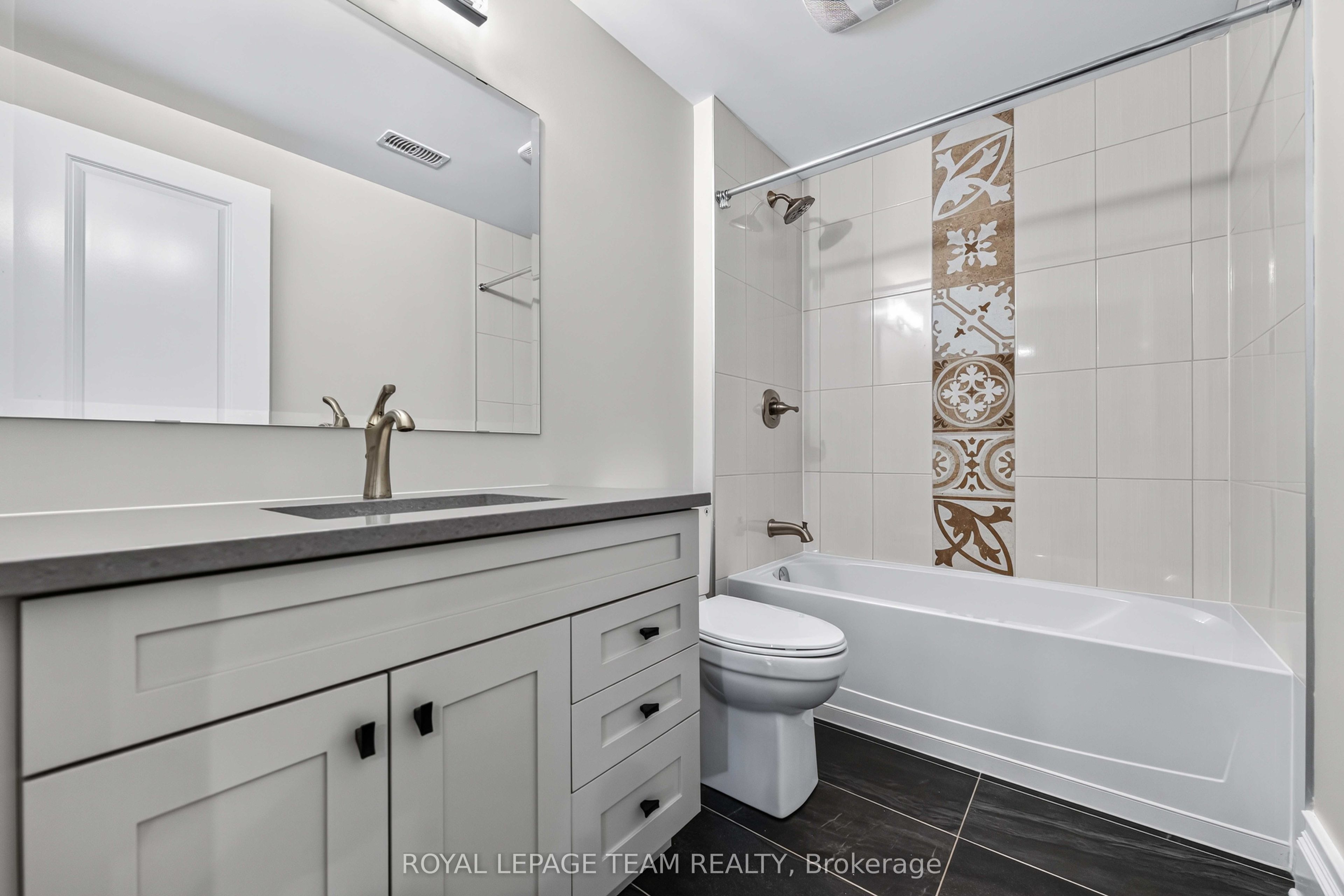 513 Bridgeport Avenue Property Photo 43