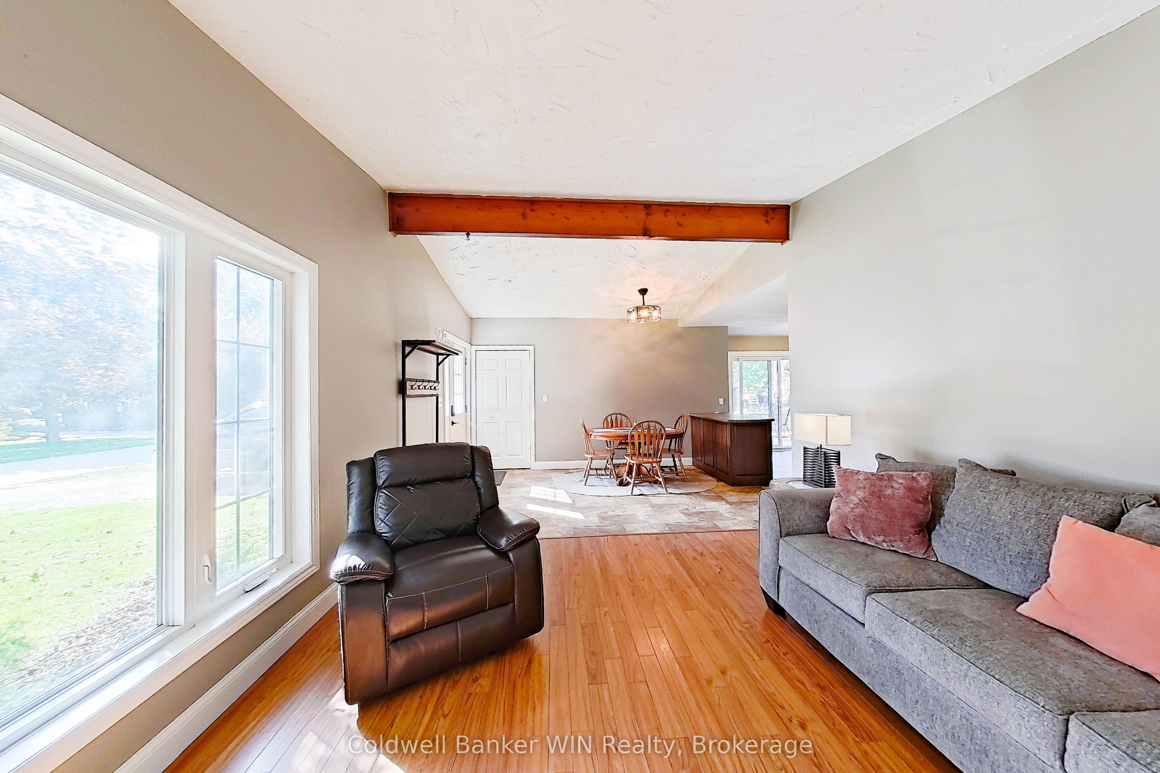 25 Thomas Street Property Photo 6
