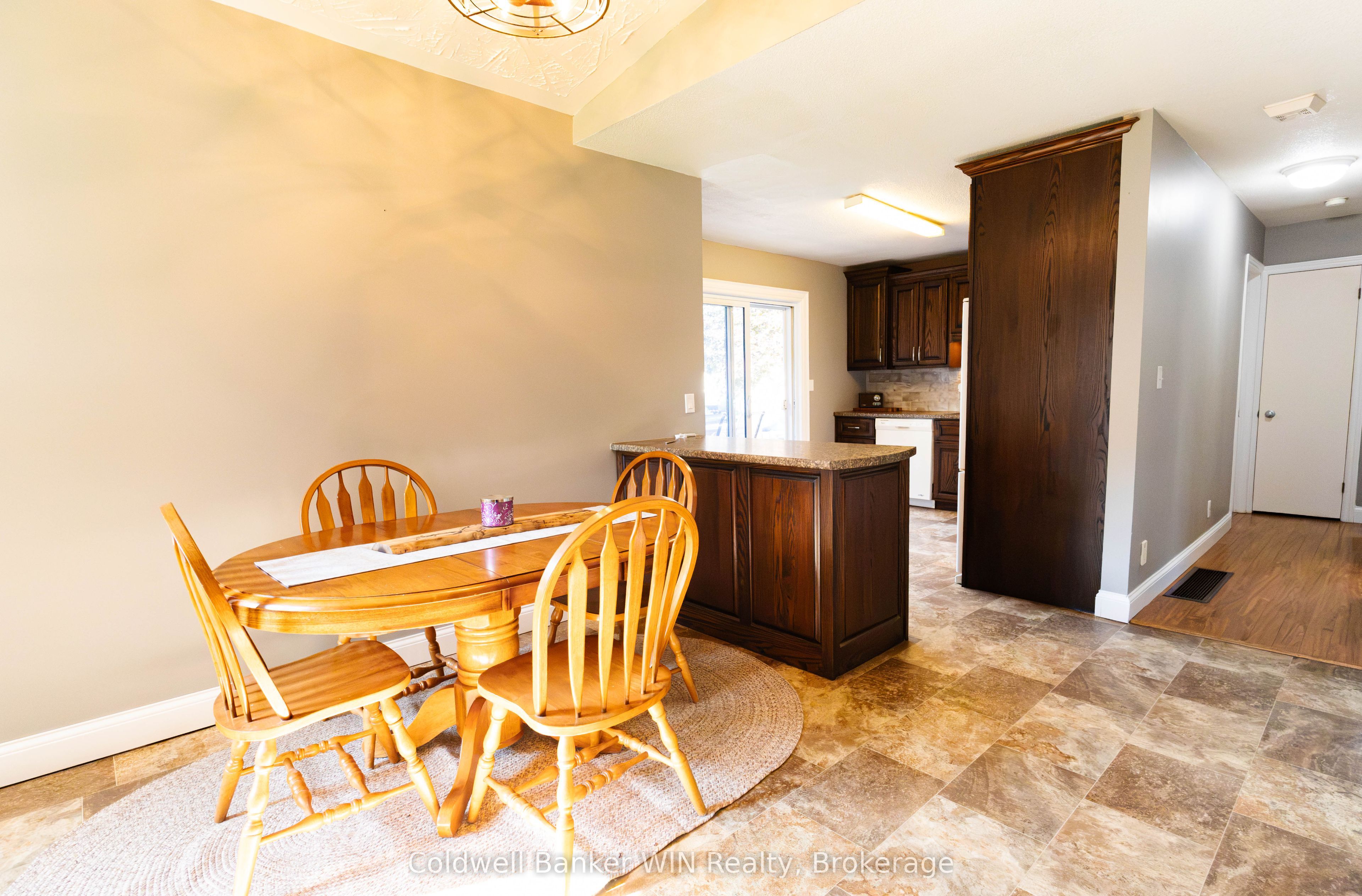 25 Thomas Street Property Photo 8