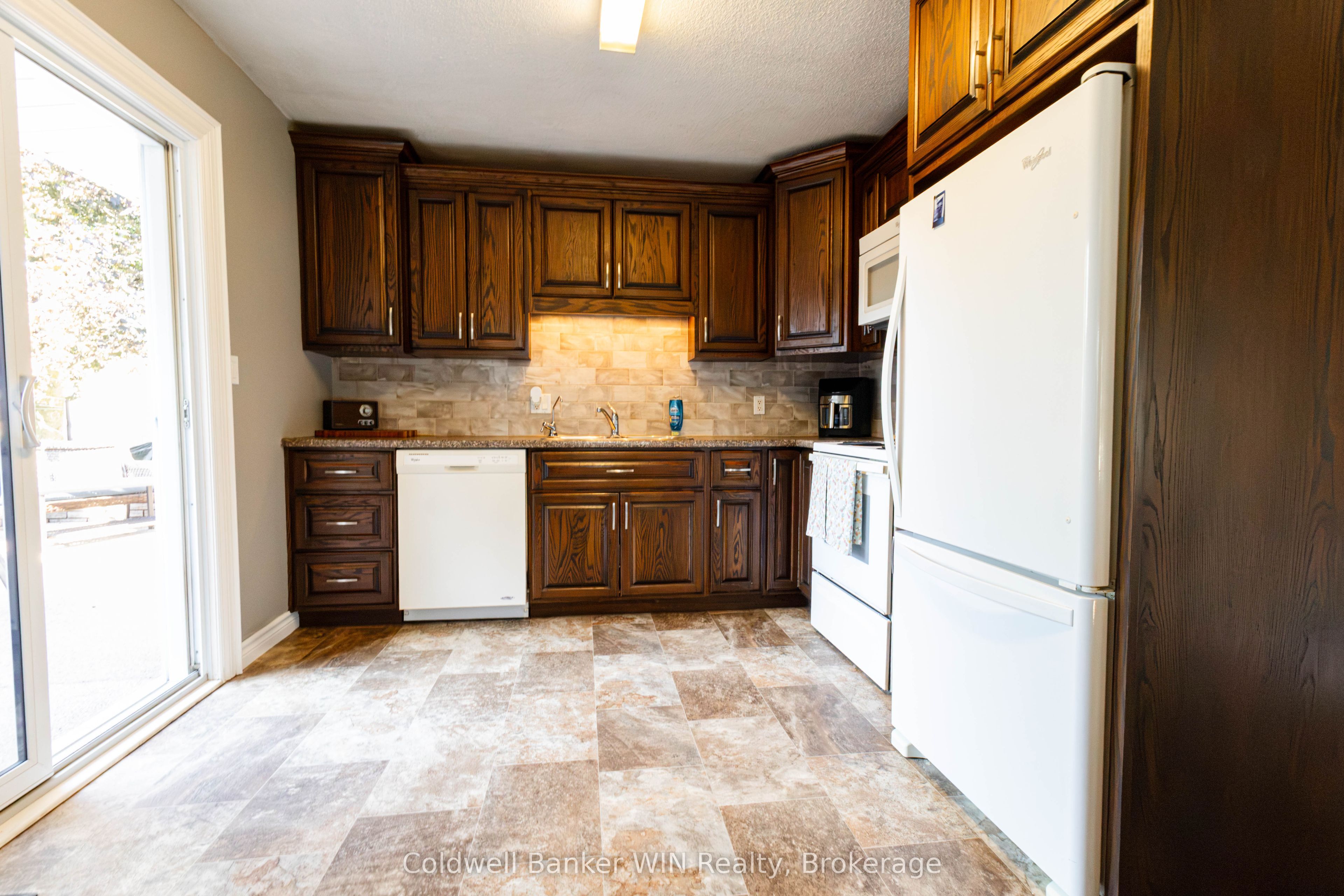 25 Thomas Street Property Photo 9