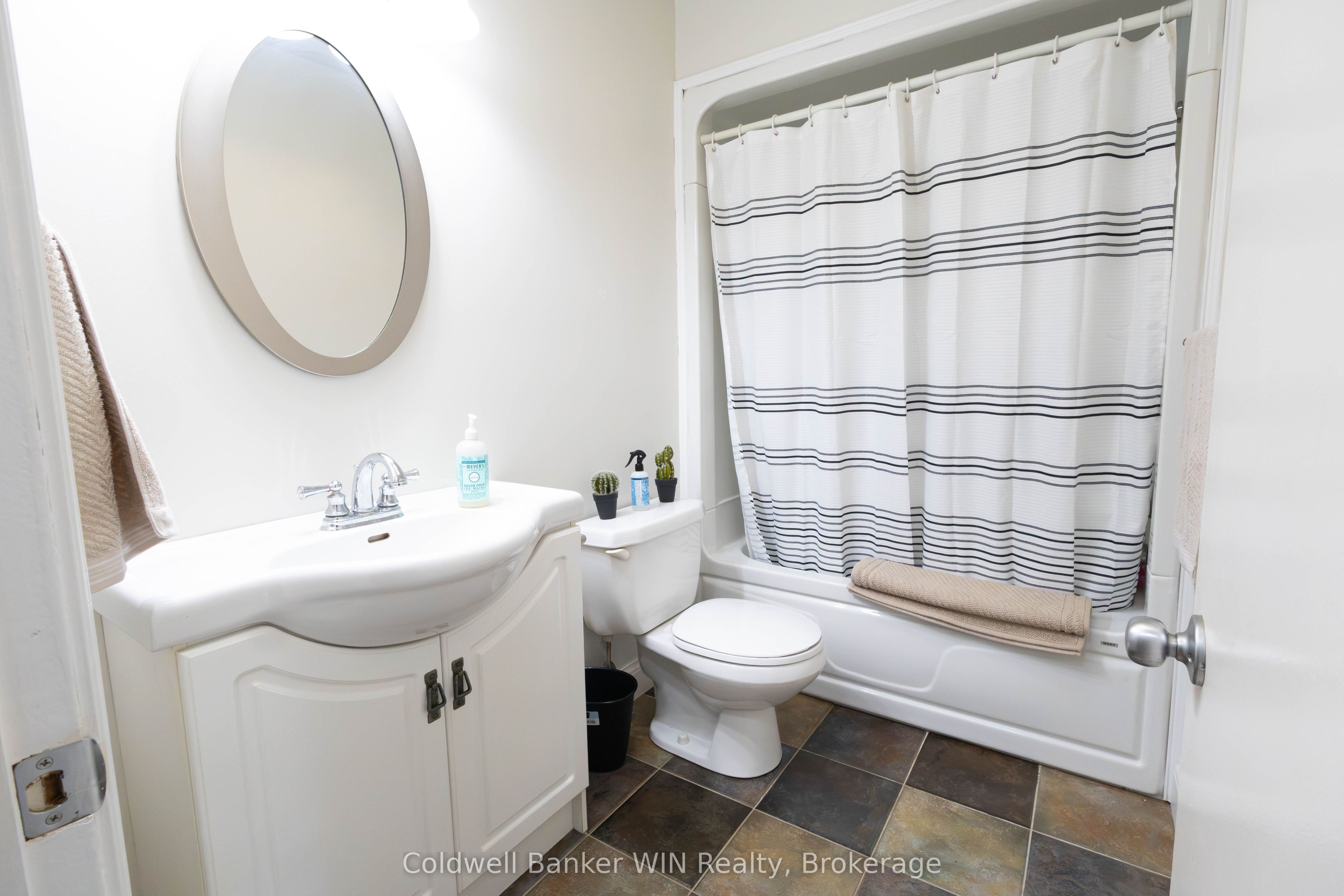 25 Thomas Street Property Photo 14