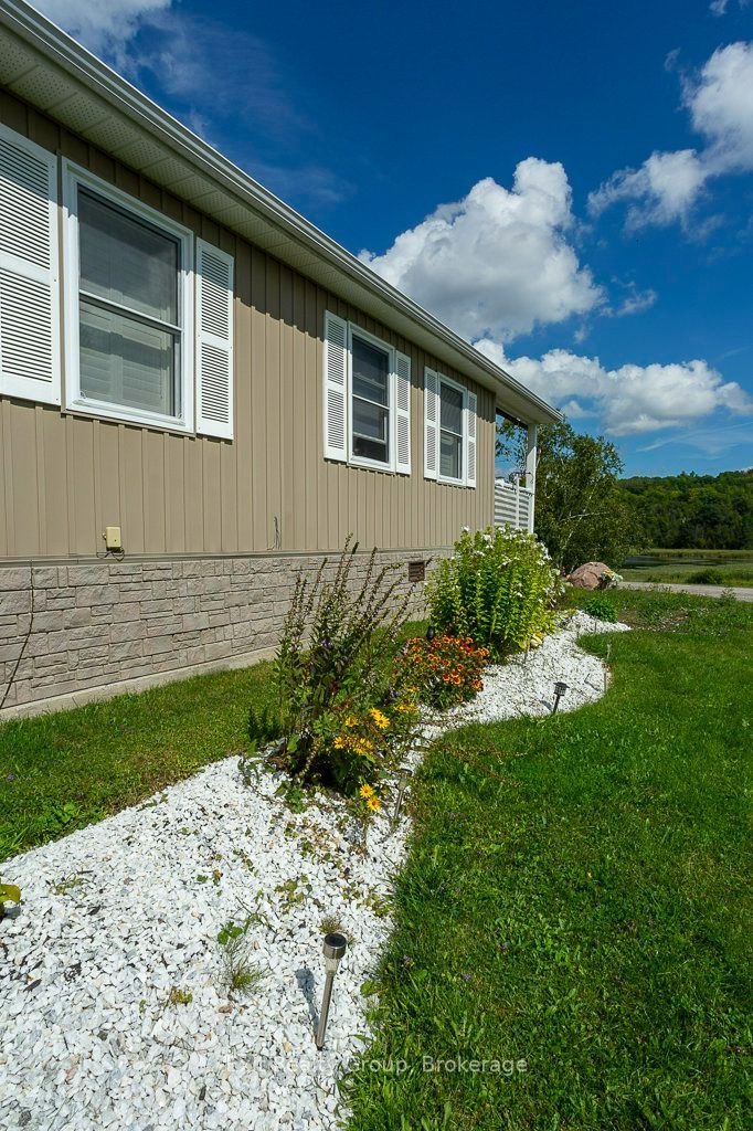152 Concession Road 11 West 23 Property Photo 8