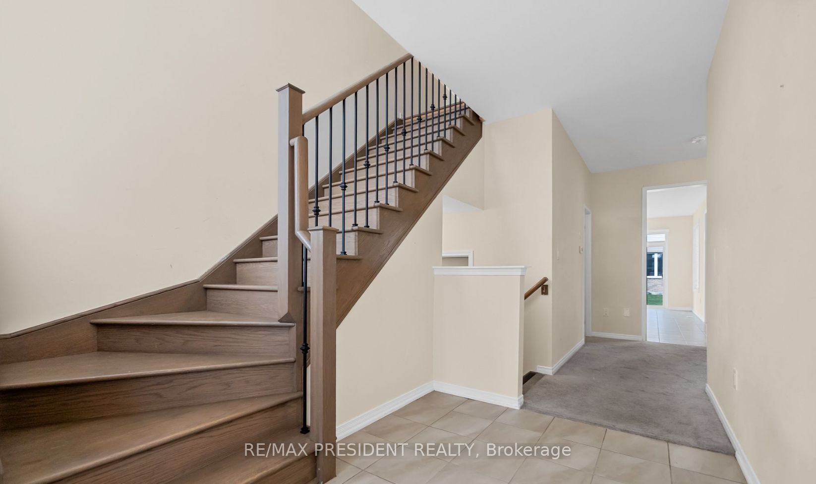 25 Seanesy Drive Property Photo 5