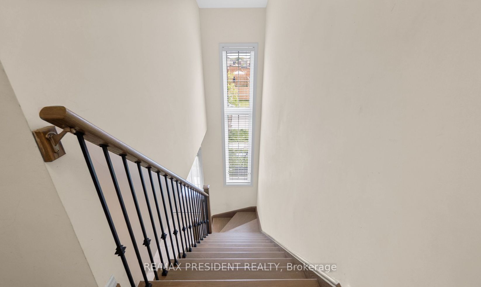 25 Seanesy Drive Property Photo 6