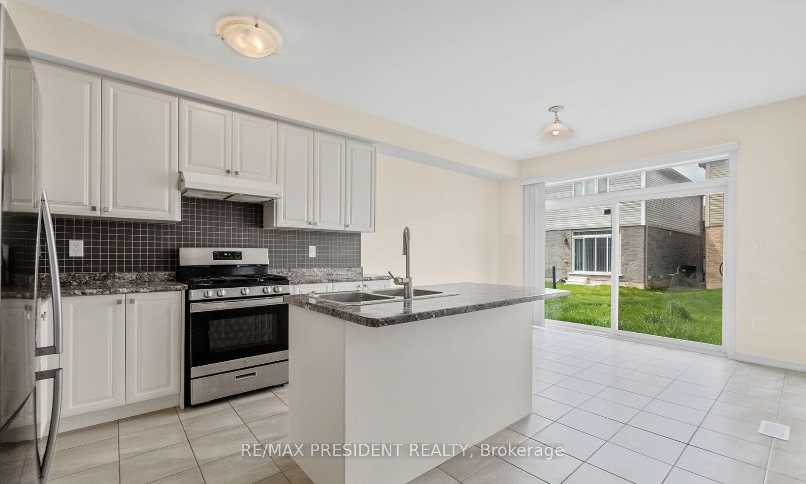 25 Seanesy Drive Property Photo 7