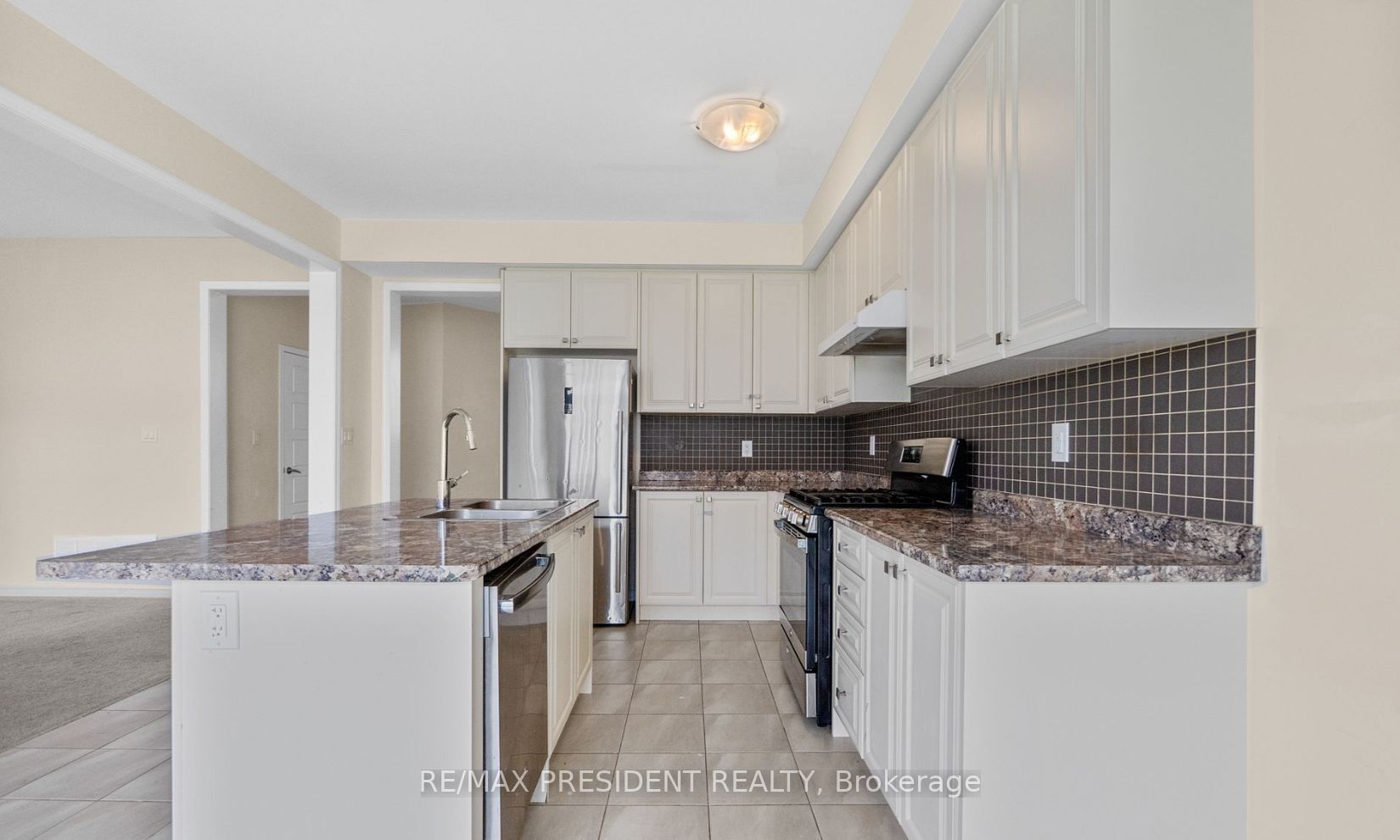 25 Seanesy Drive Property Photo 9