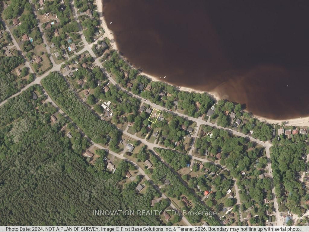 433 Bayview Drive Property Photo 2