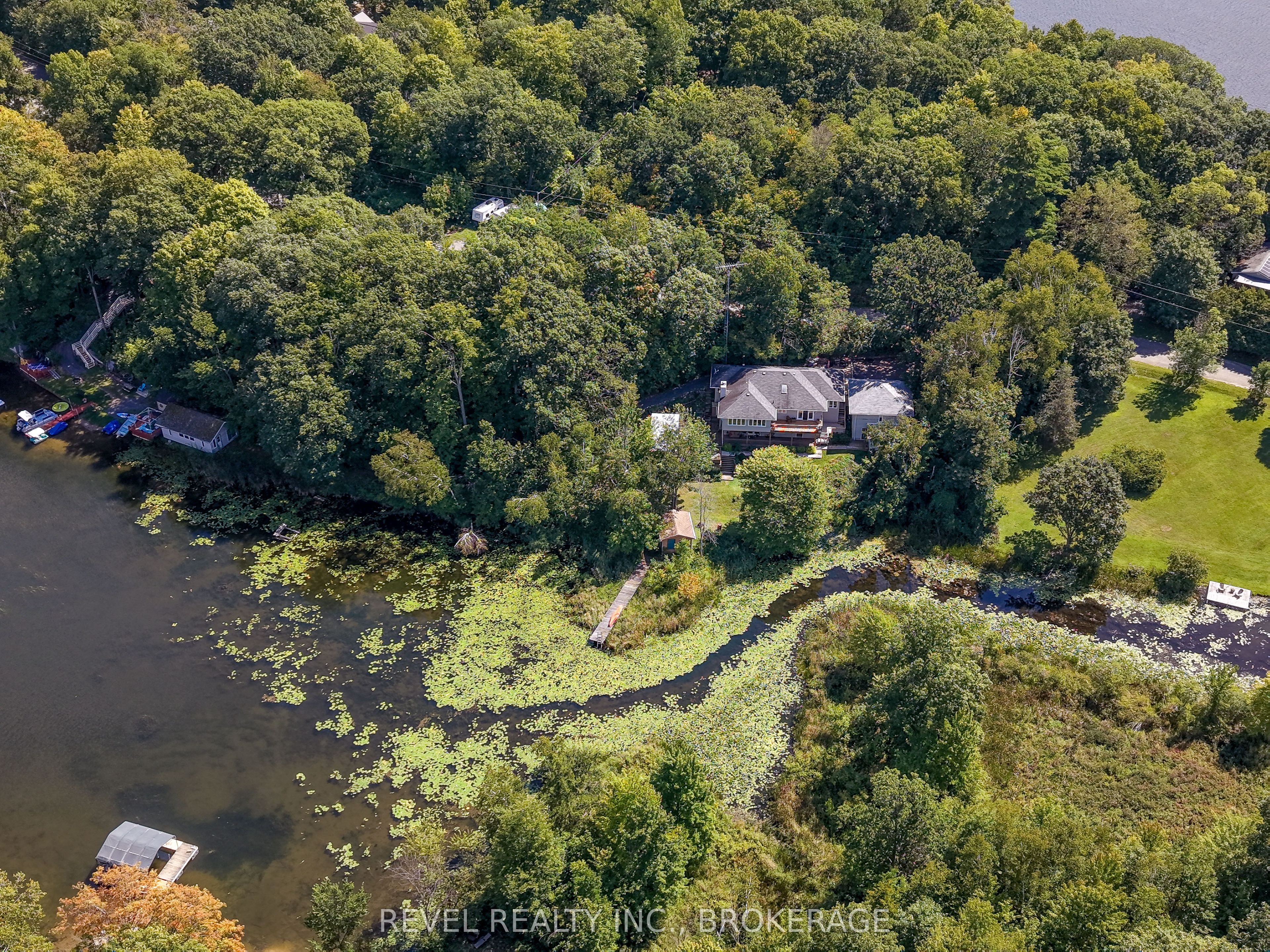 5383 Rideau Road Property Photo 1
