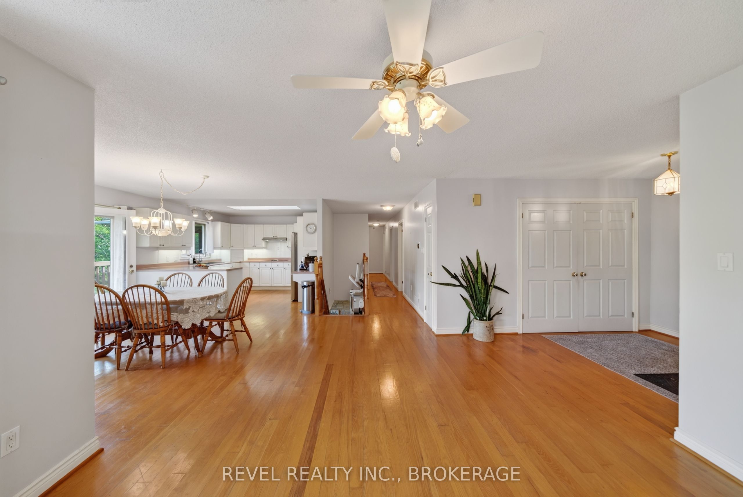 5383 Rideau Road Property Photo 9