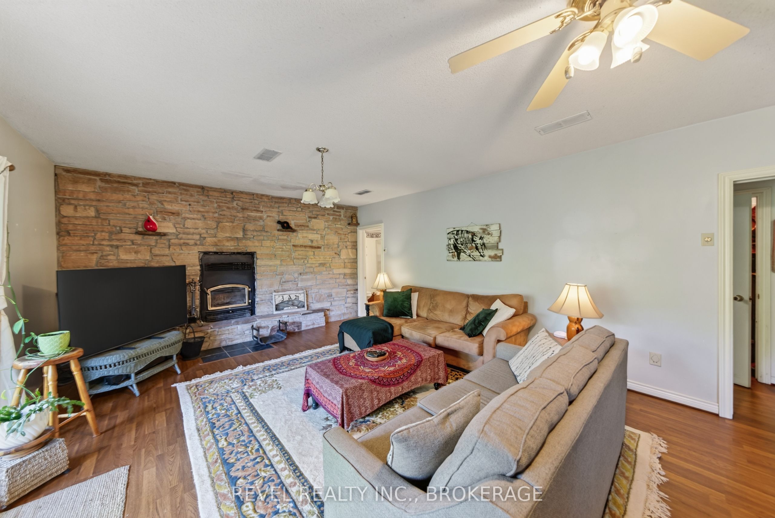 5383 Rideau Road Property Photo 34
