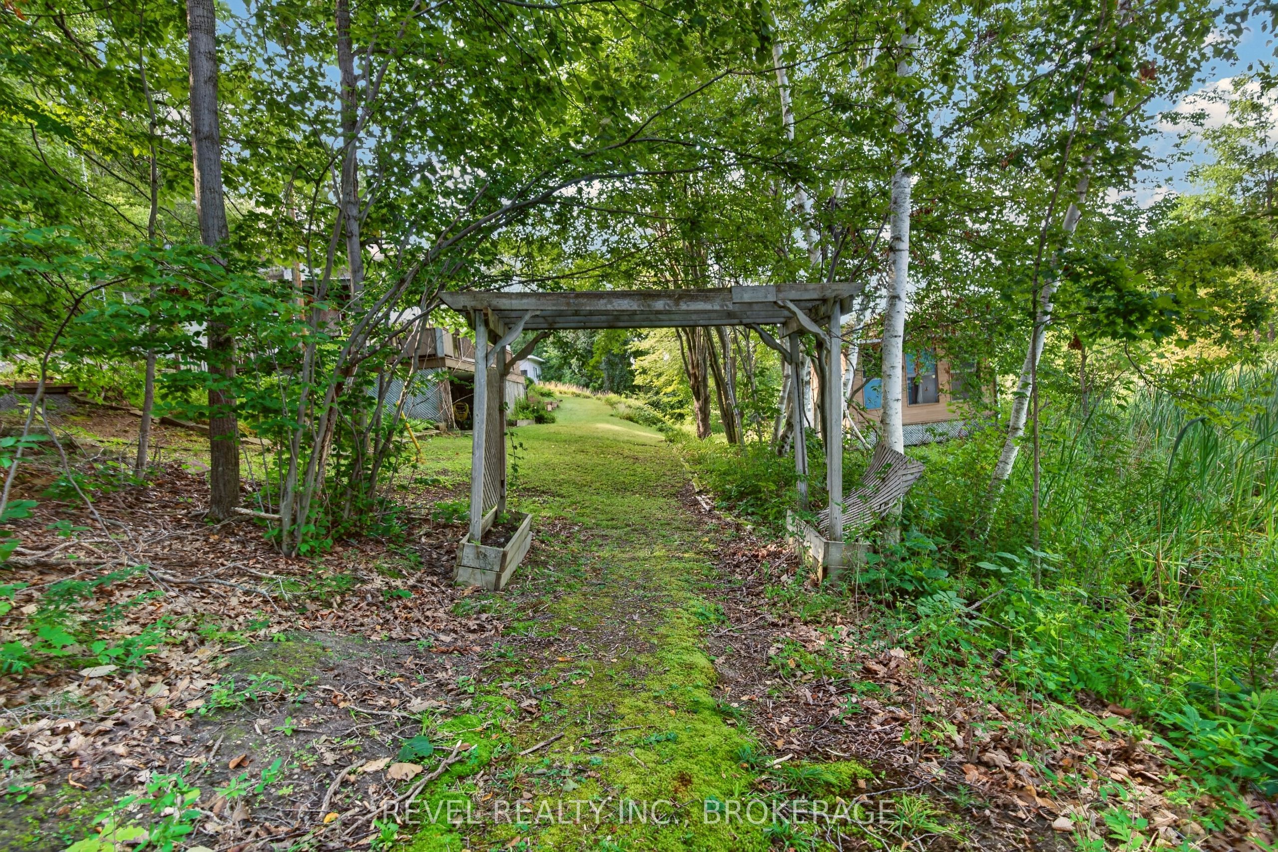 5383 Rideau Road Property Photo 45