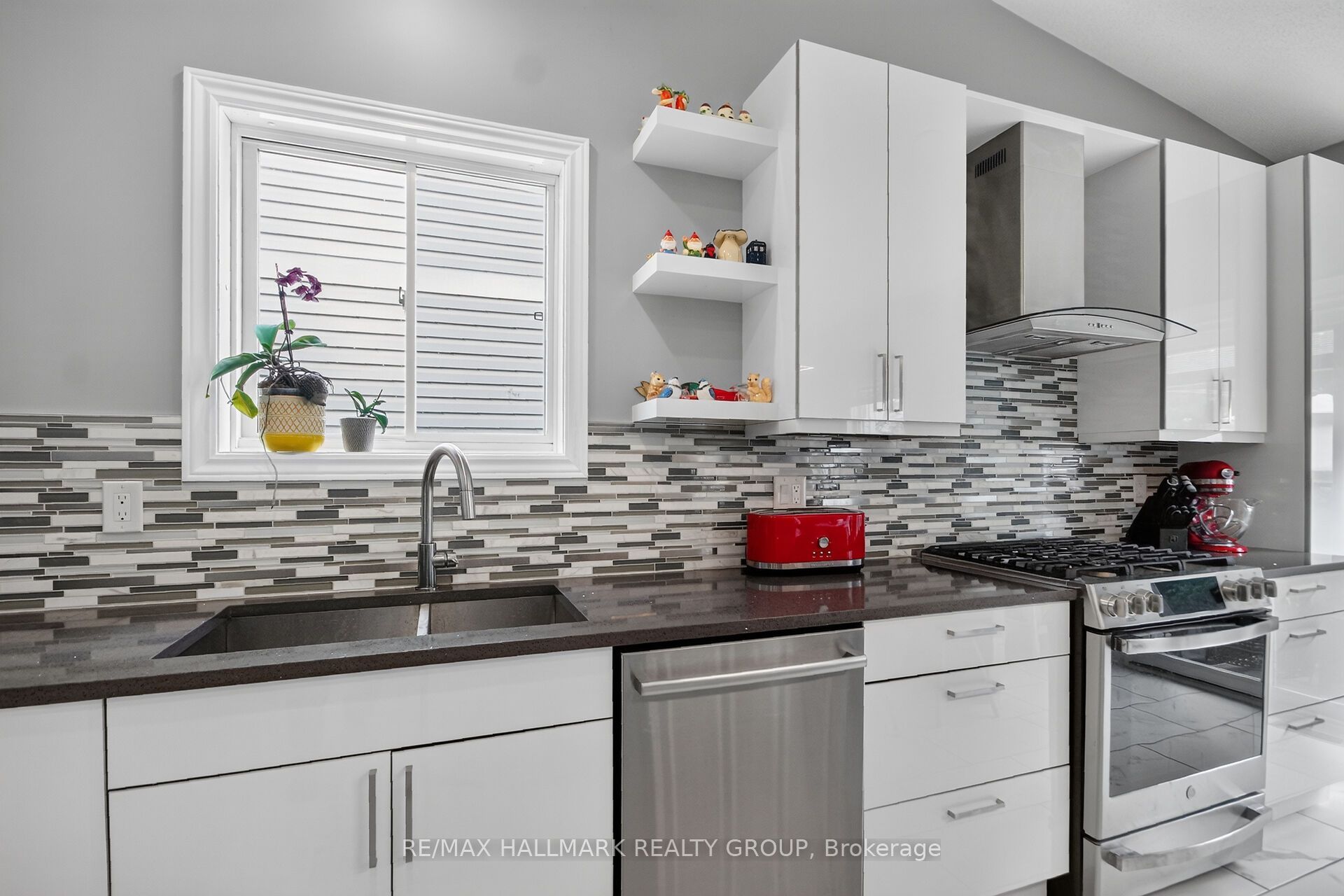 133 Fairlop Way Property Photo 14