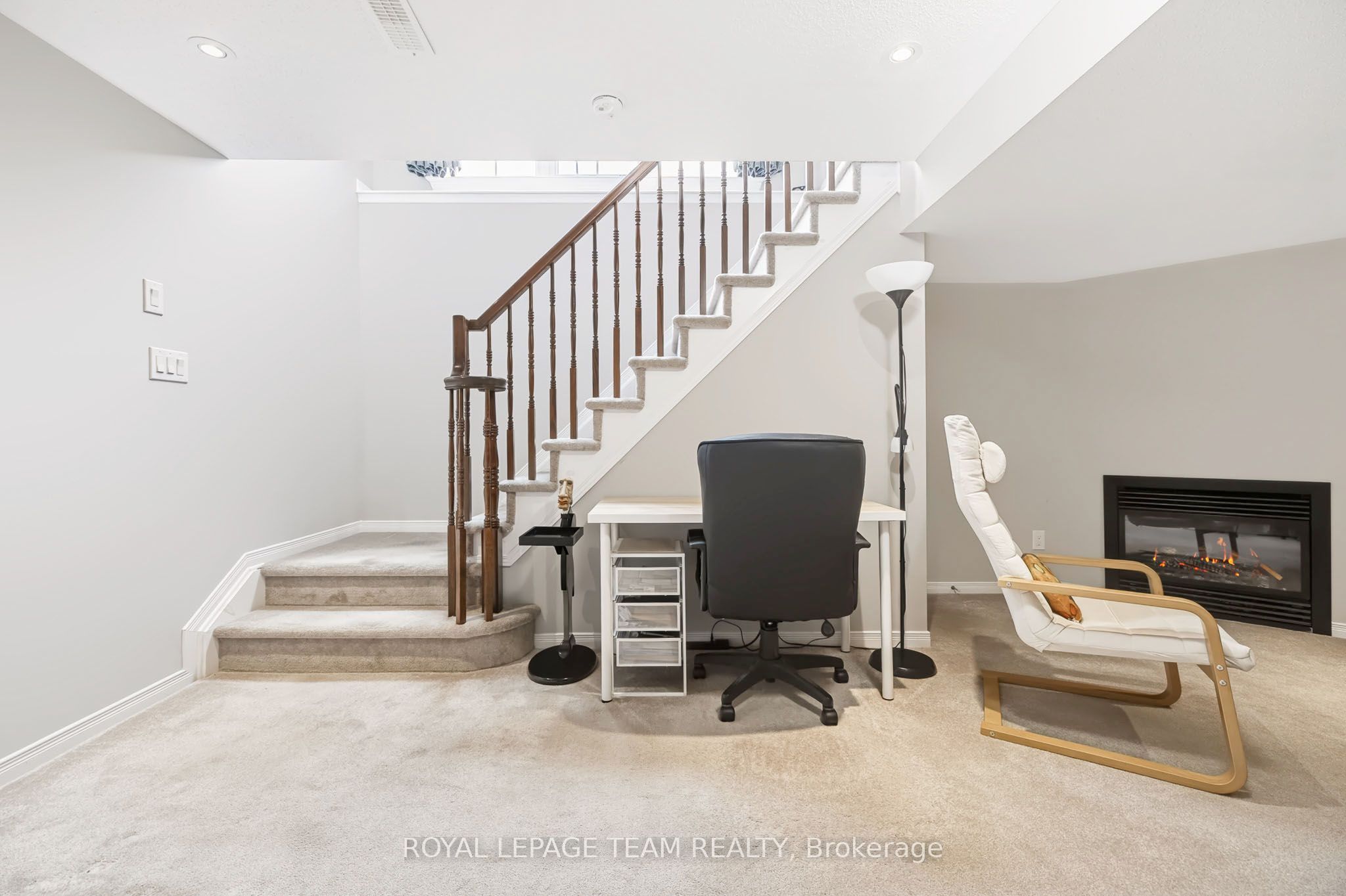 490 Dundonald Drive Property Photo 42