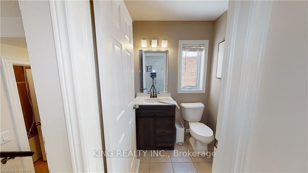 2420 Asima Drive Property Photo 9