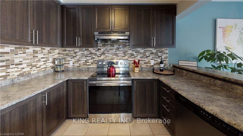 2420 Asima Drive Property Photo 17