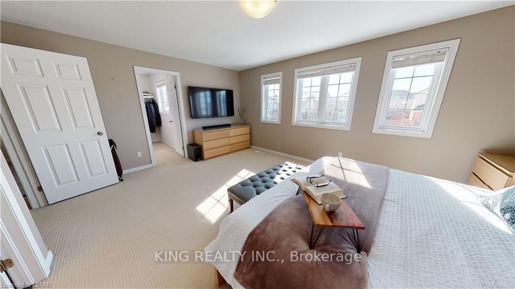 2420 Asima Drive Property Photo 34