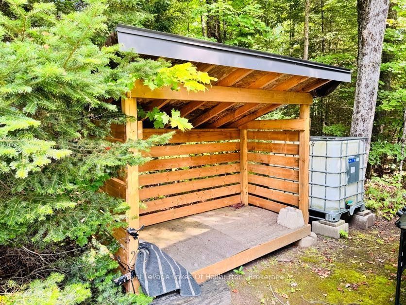 1337 Irish Line Road Property Photo 14