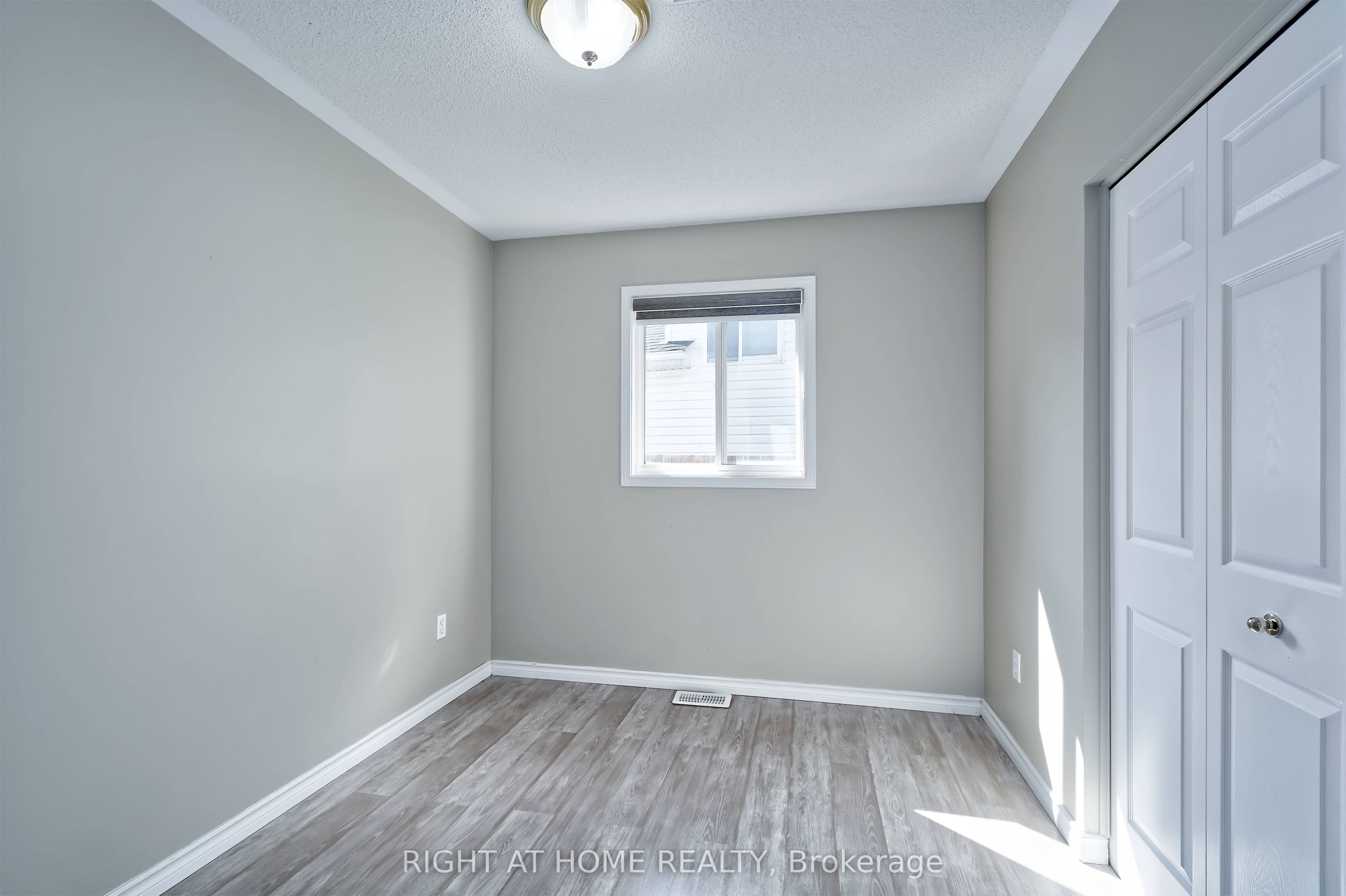 896 Fogerty Street Property Photo 16