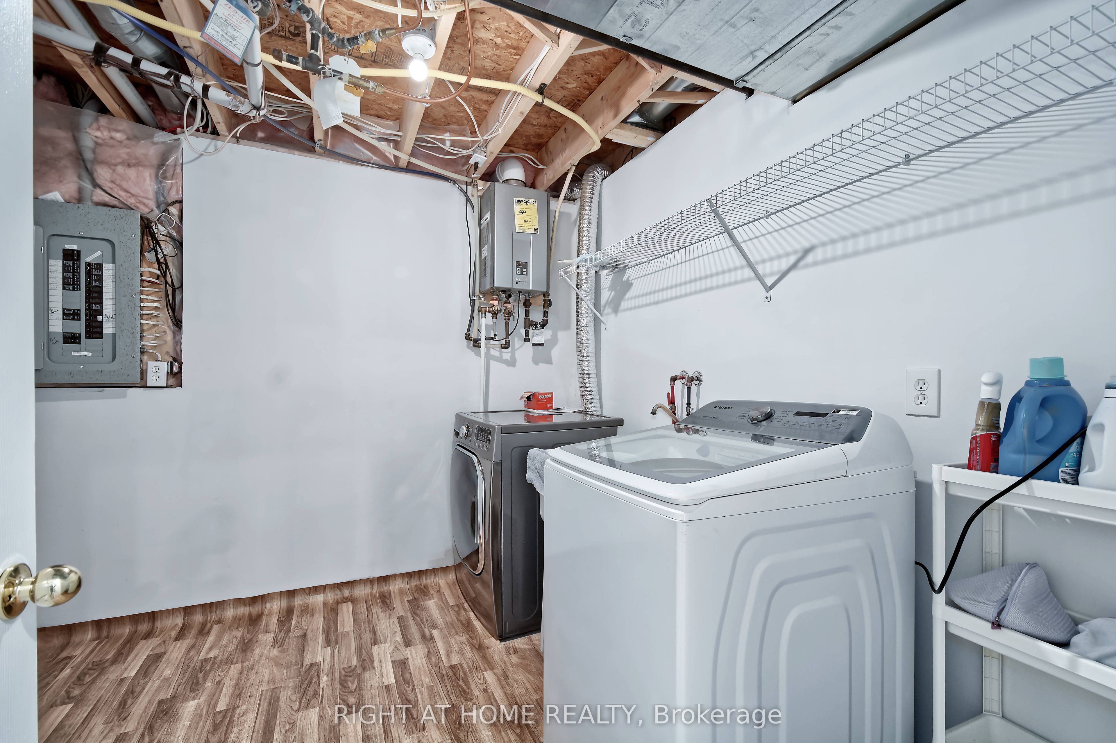 896 Fogerty Street Property Photo 32