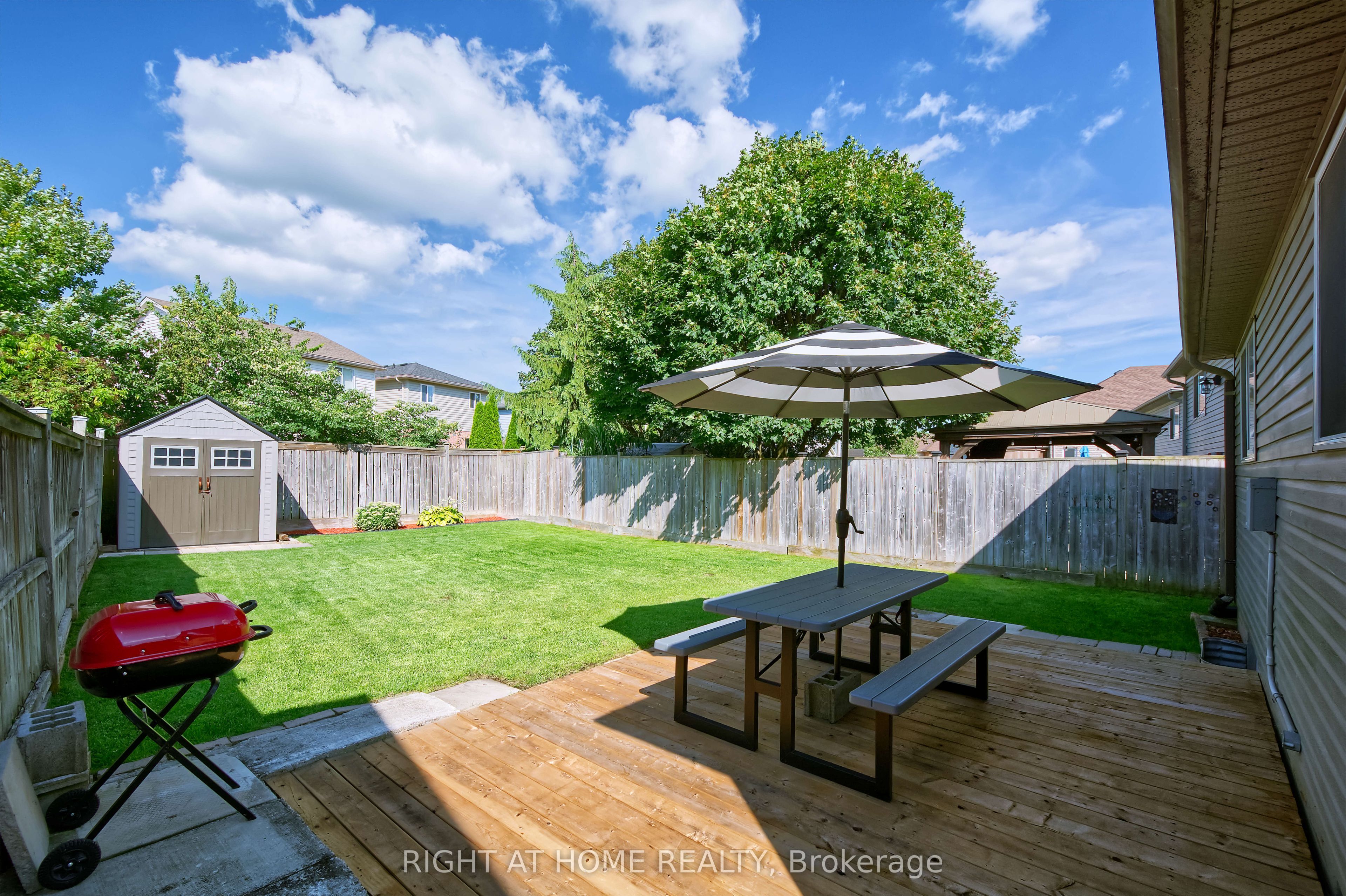 896 Fogerty Street Property Photo 34