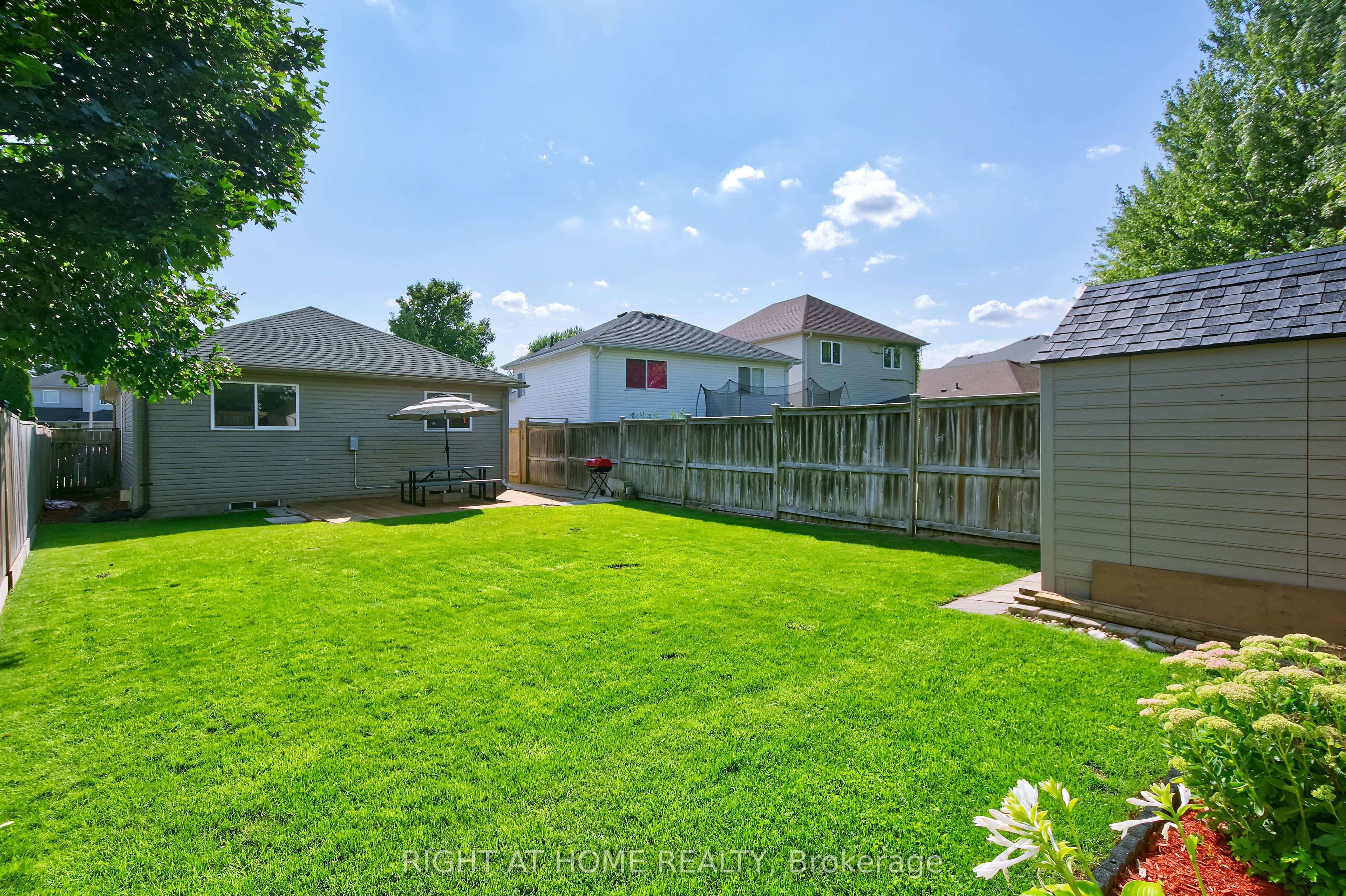896 Fogerty Street Property Photo 37