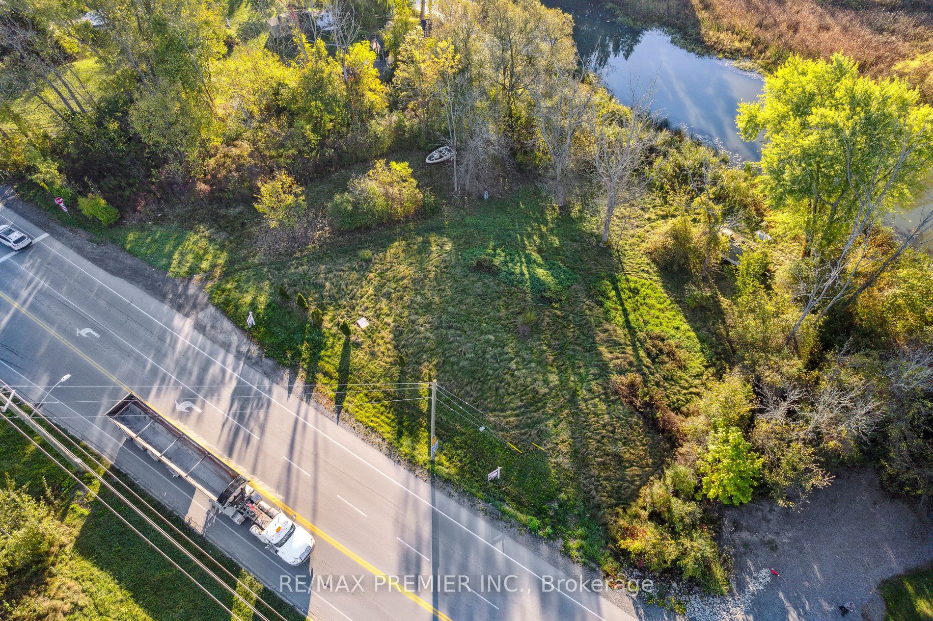 294 Lyon's Creek Road Property Photo 10