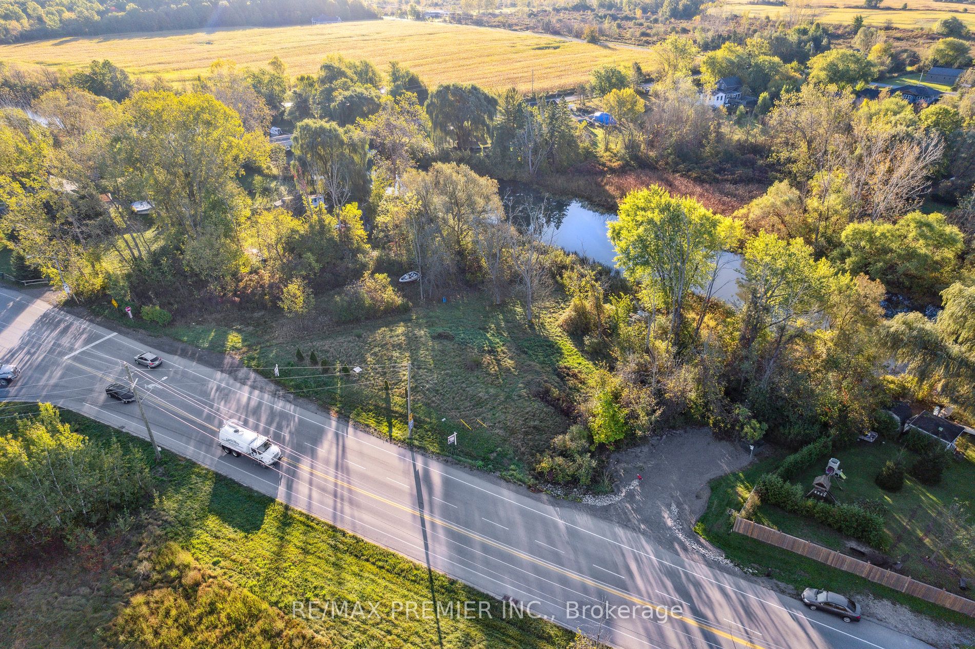 294 Lyon's Creek Road Property Photo 11