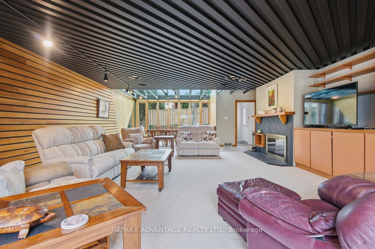 35 Cowan Place Property Photo 19