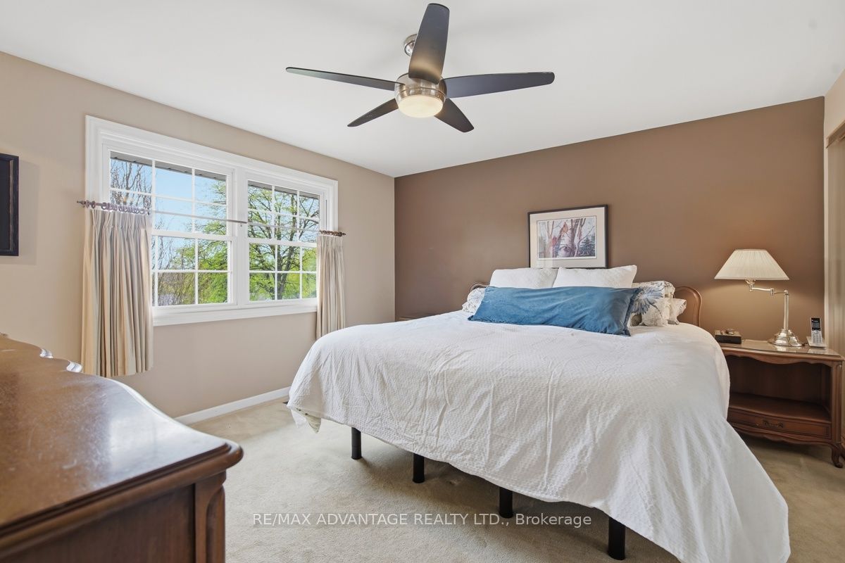 35 Cowan Place Property Photo 28